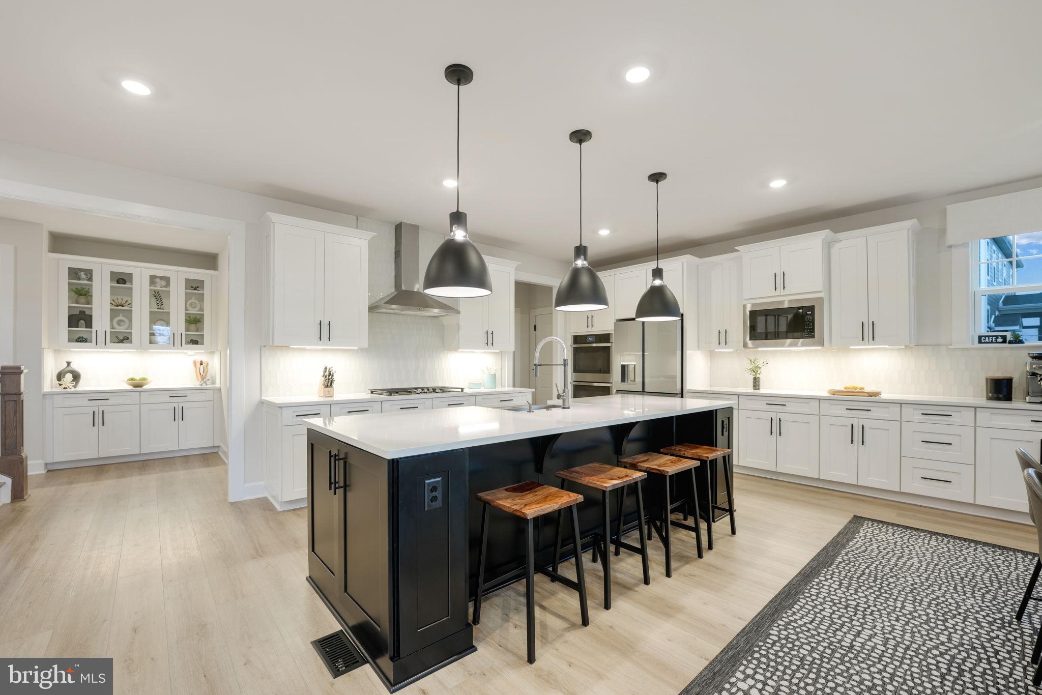 FAWN LAKE - Residential