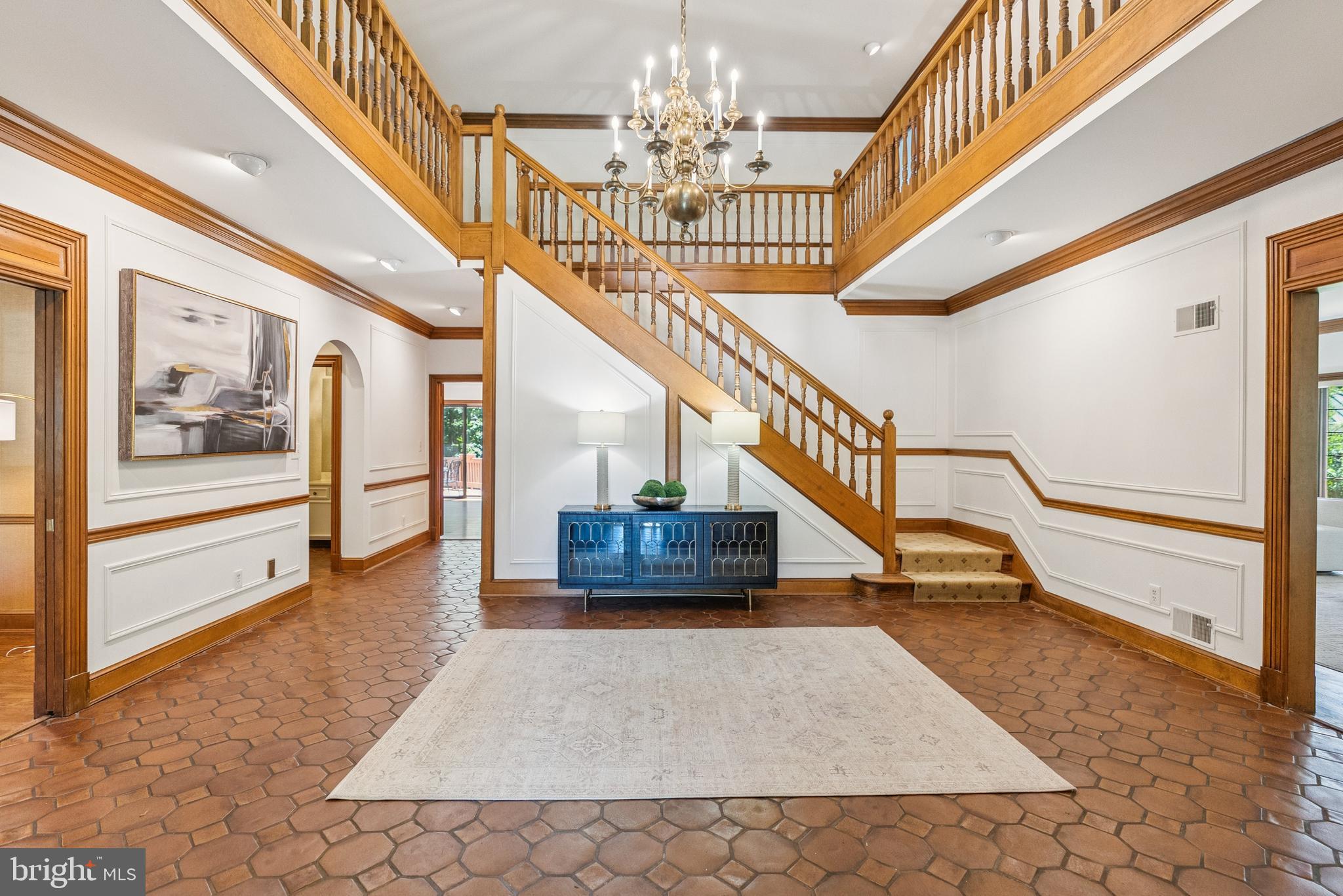 POTOMAC VILLAGE - Residential