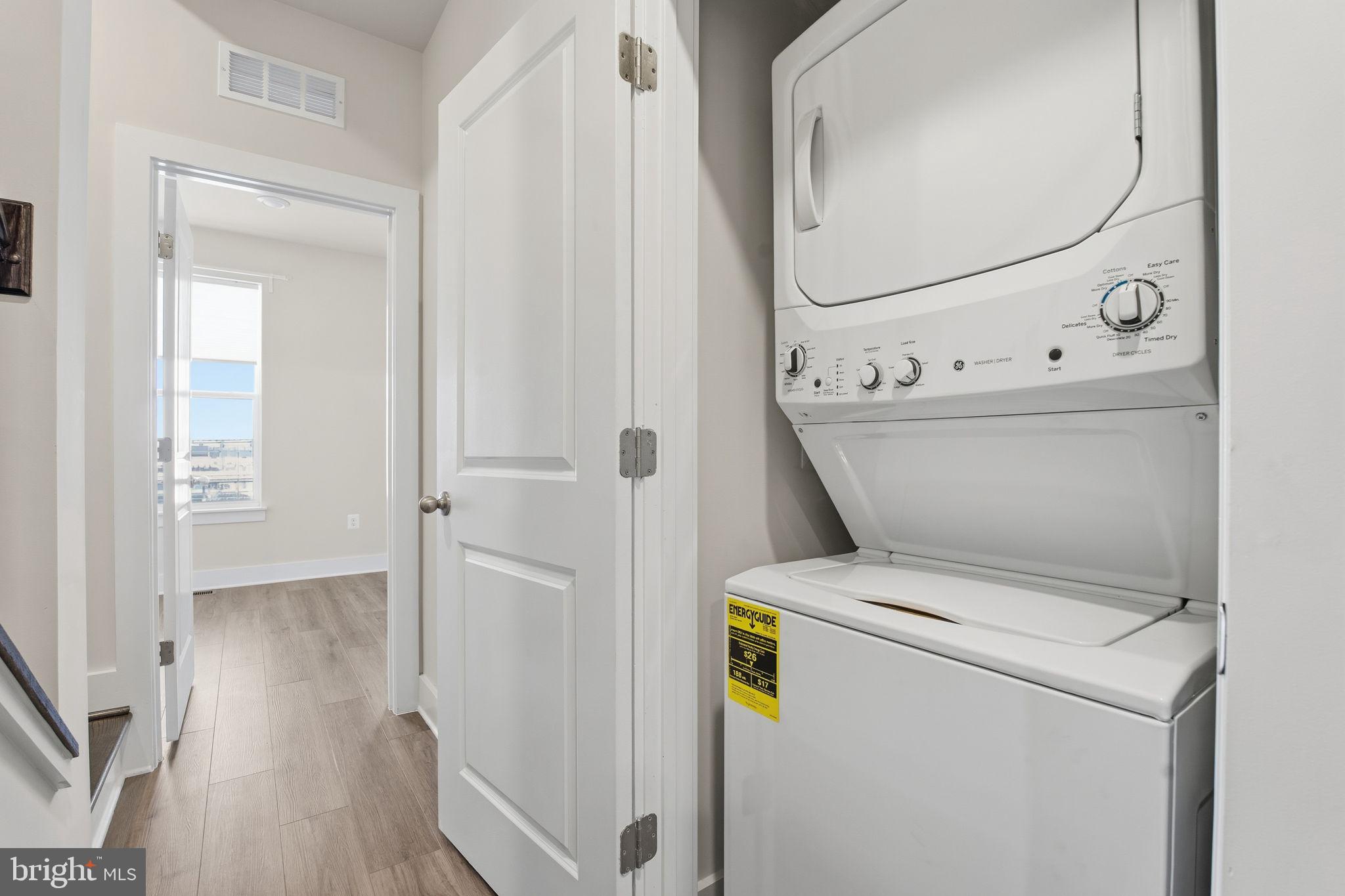 LOCKE LANDING - Residential Lease