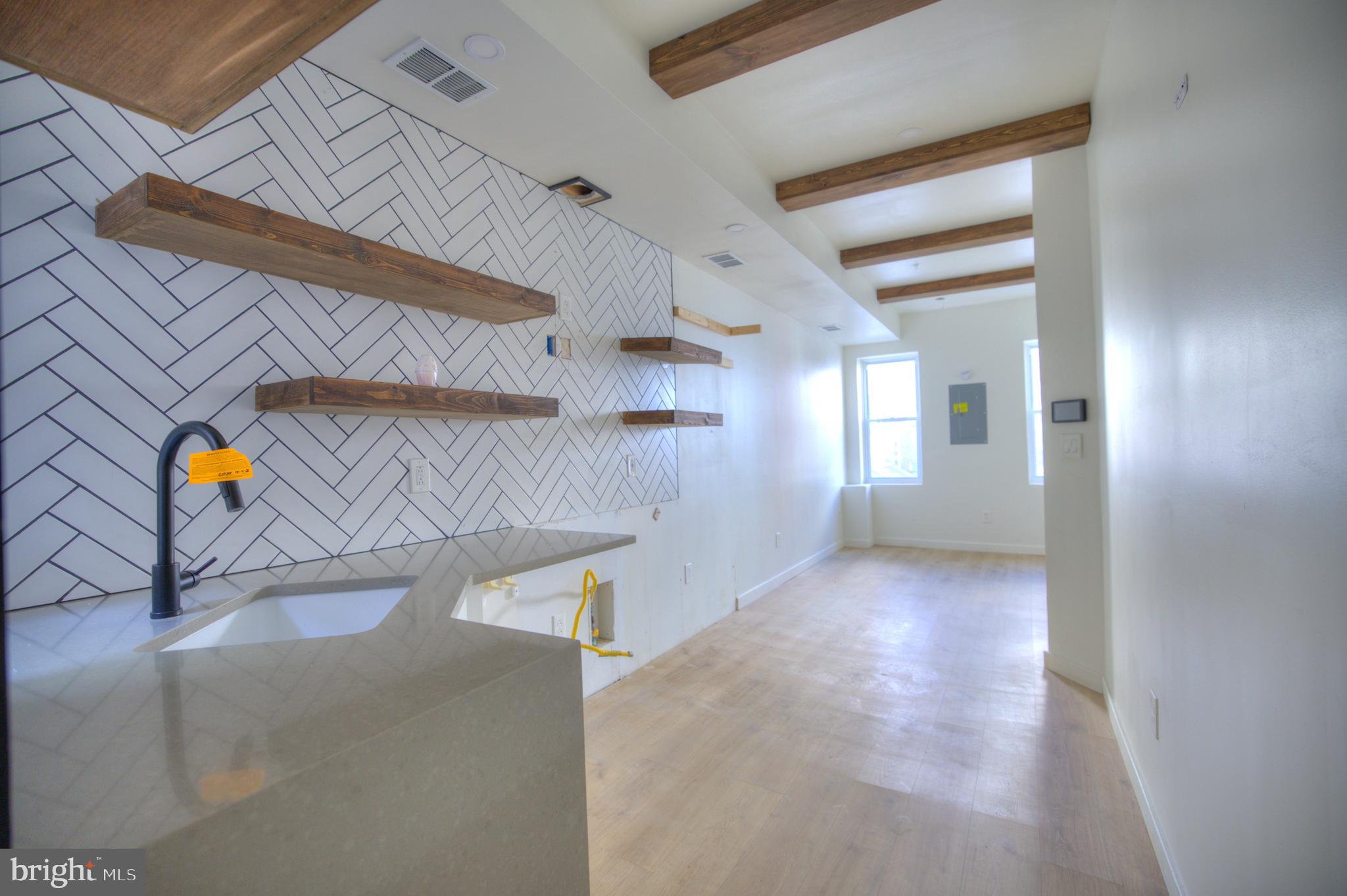 FRANCISVILLE - Residential Income