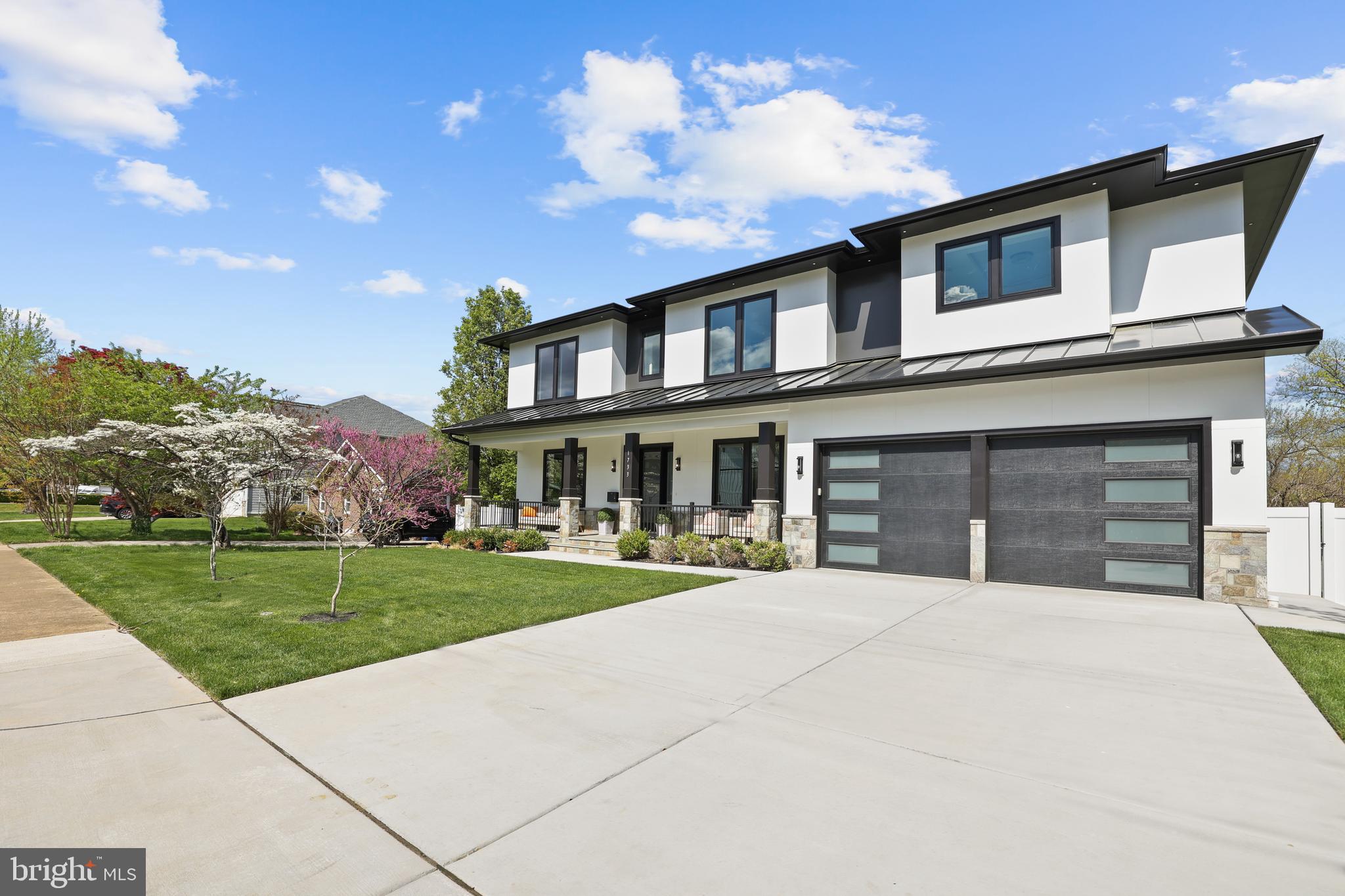 PIMMIT HILLS - Residential