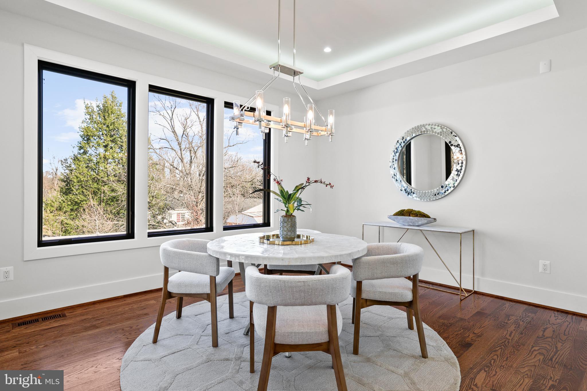 PIMMIT HILLS - Residential