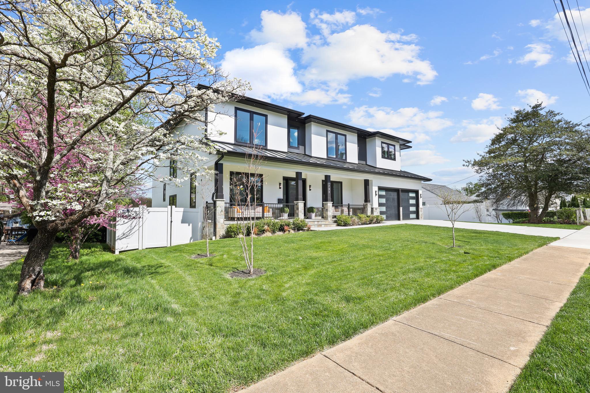 PIMMIT HILLS - Residential