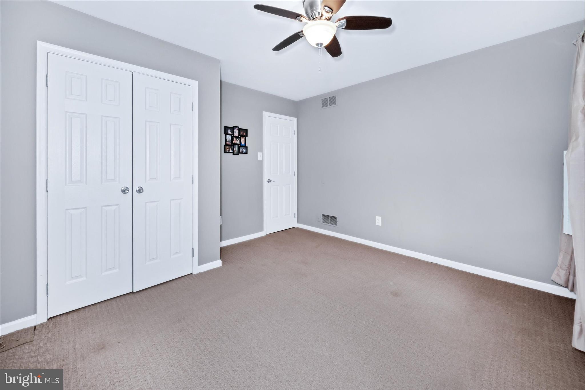WHETHERSFIELD - Residential