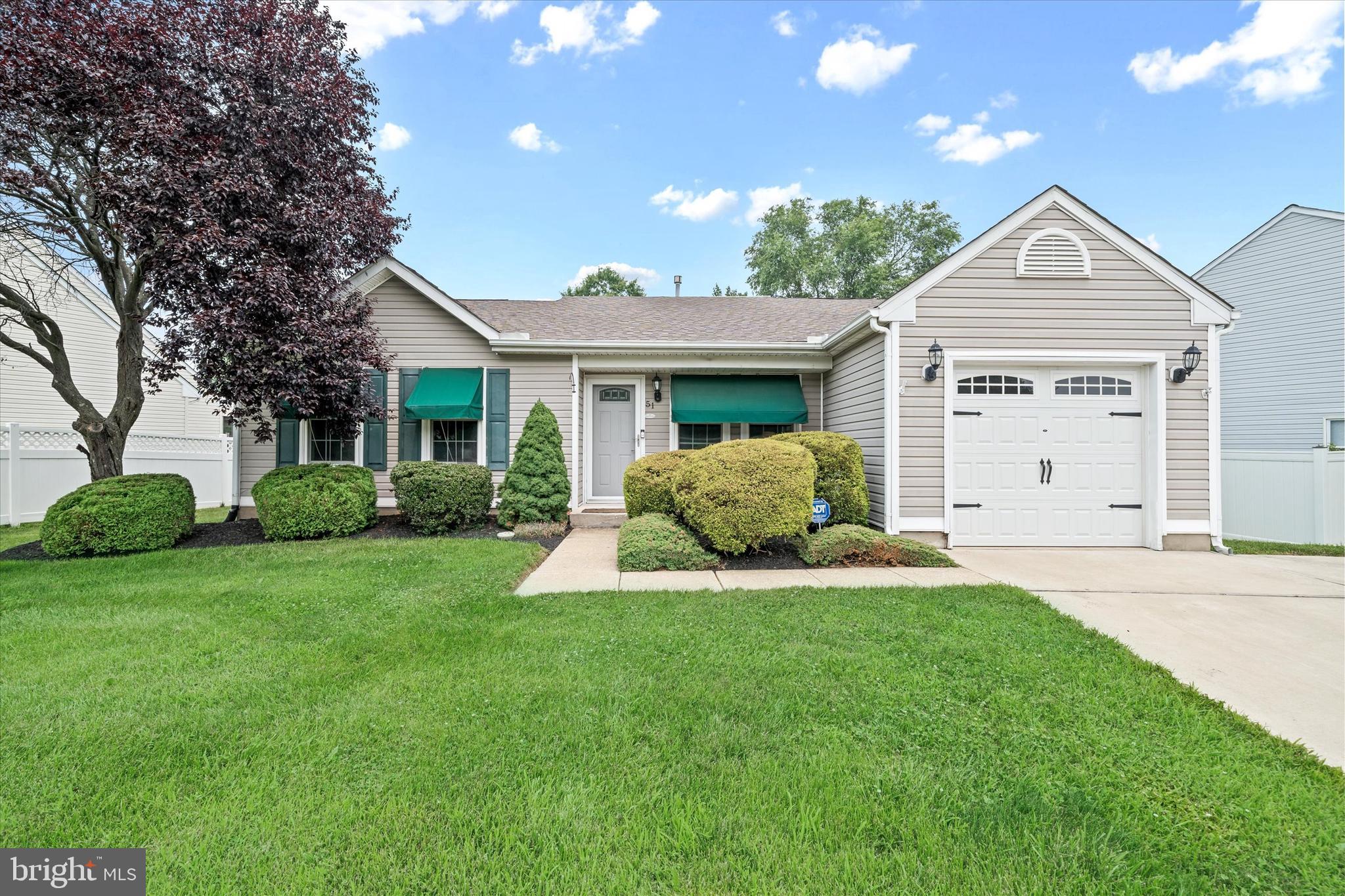 WHETHERSFIELD - Residential