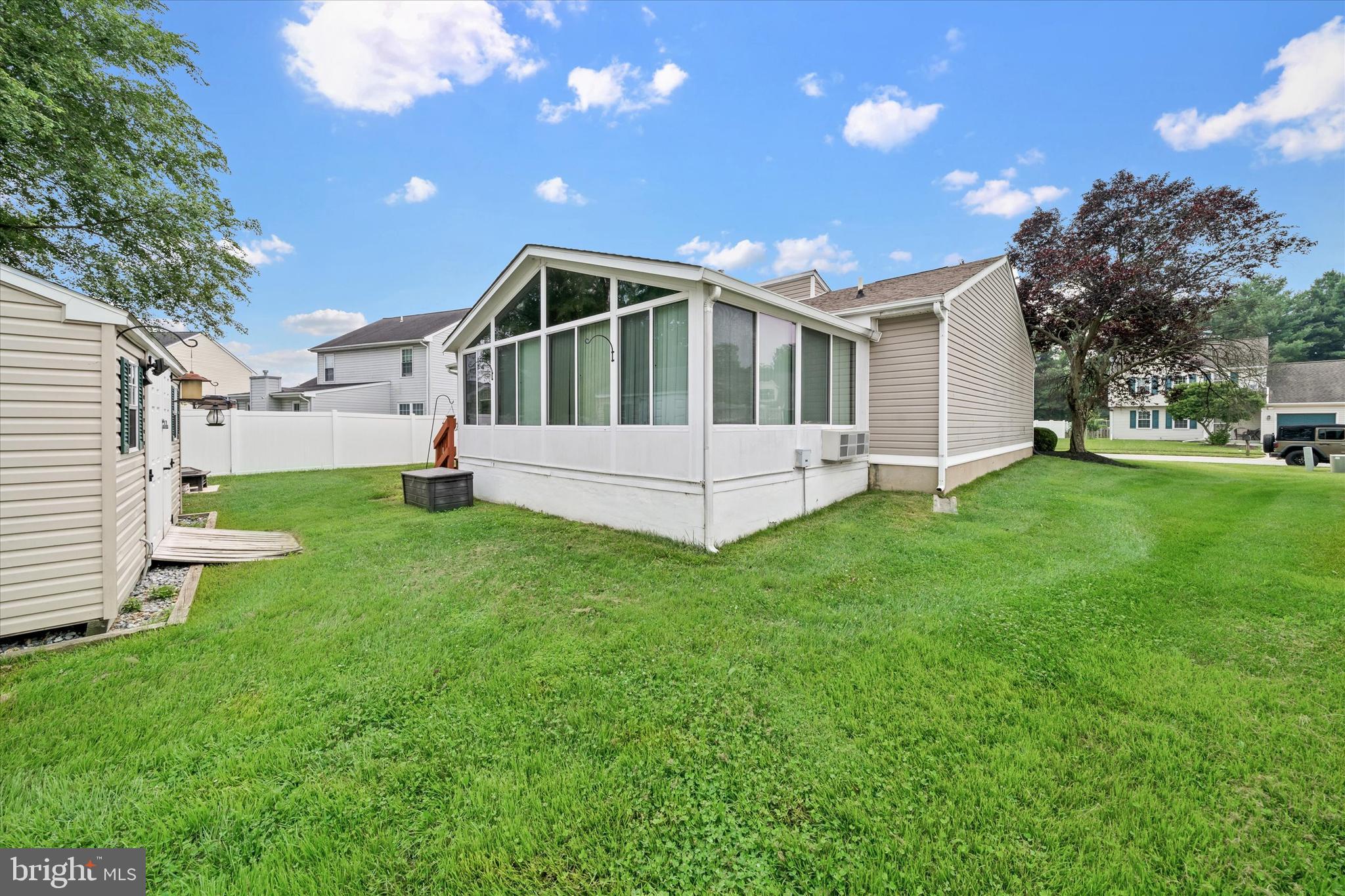 WHETHERSFIELD - Residential