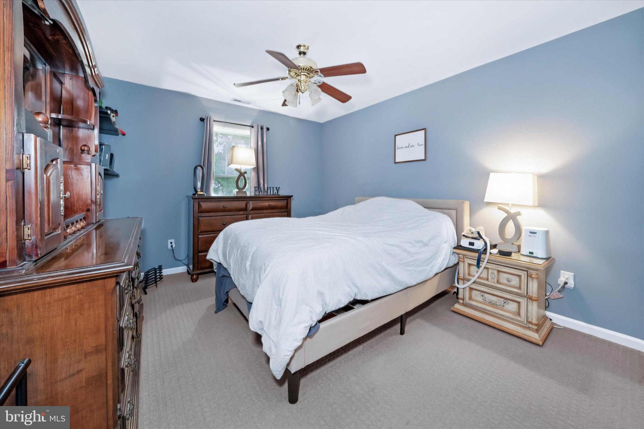 WHETHERSFIELD - Residential