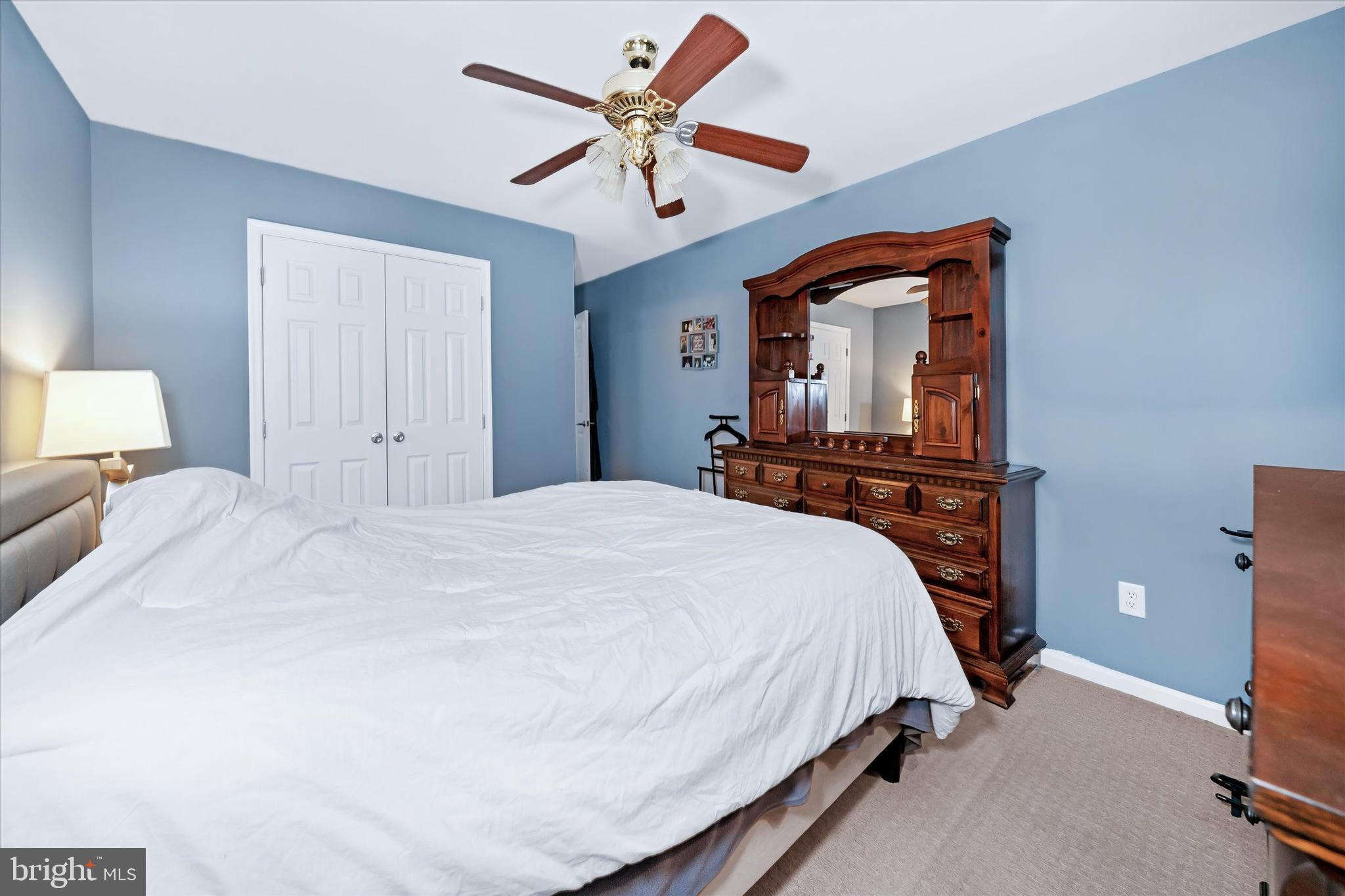 WHETHERSFIELD - Residential
