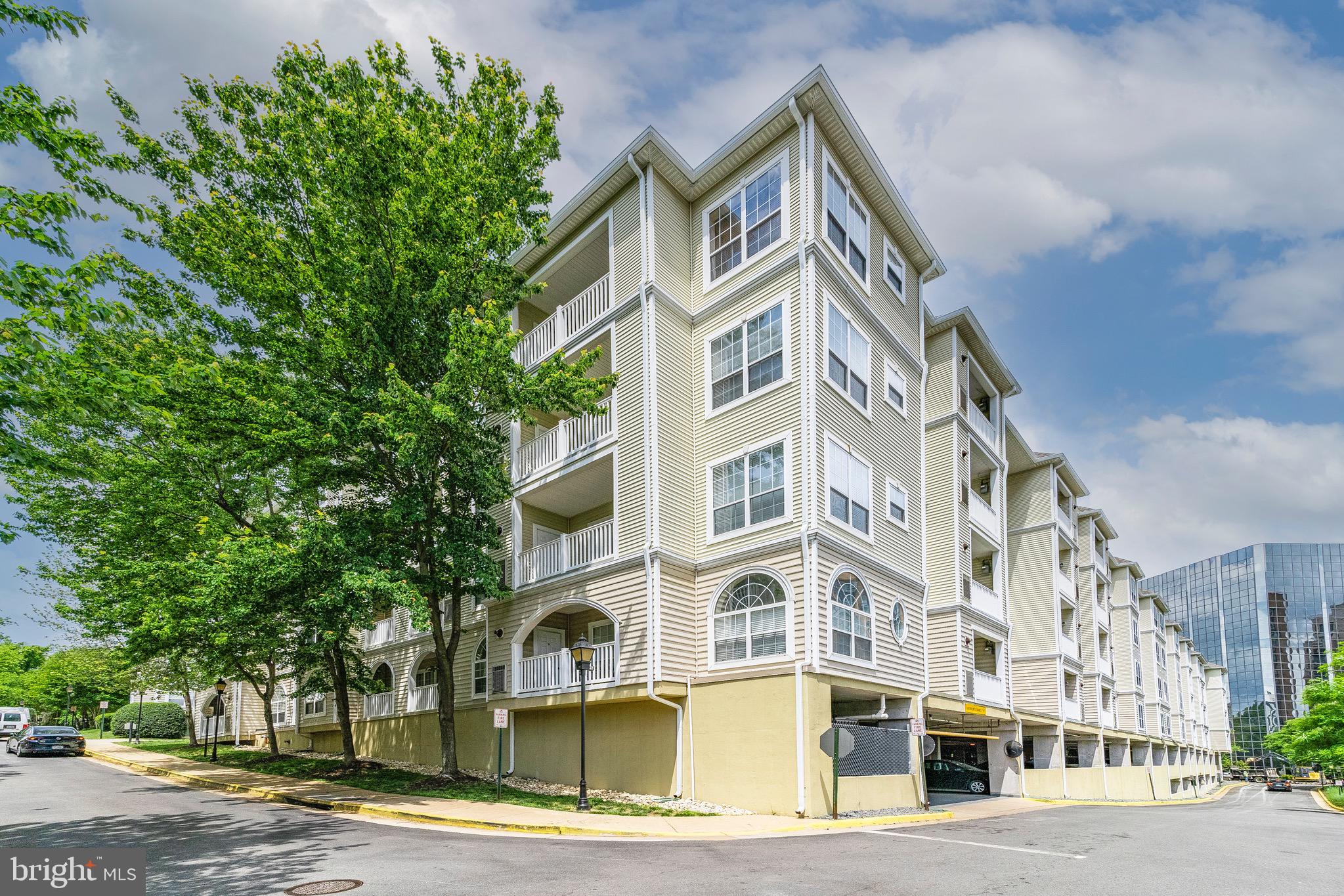 PALAZZO AT PARK CENTER - Residential