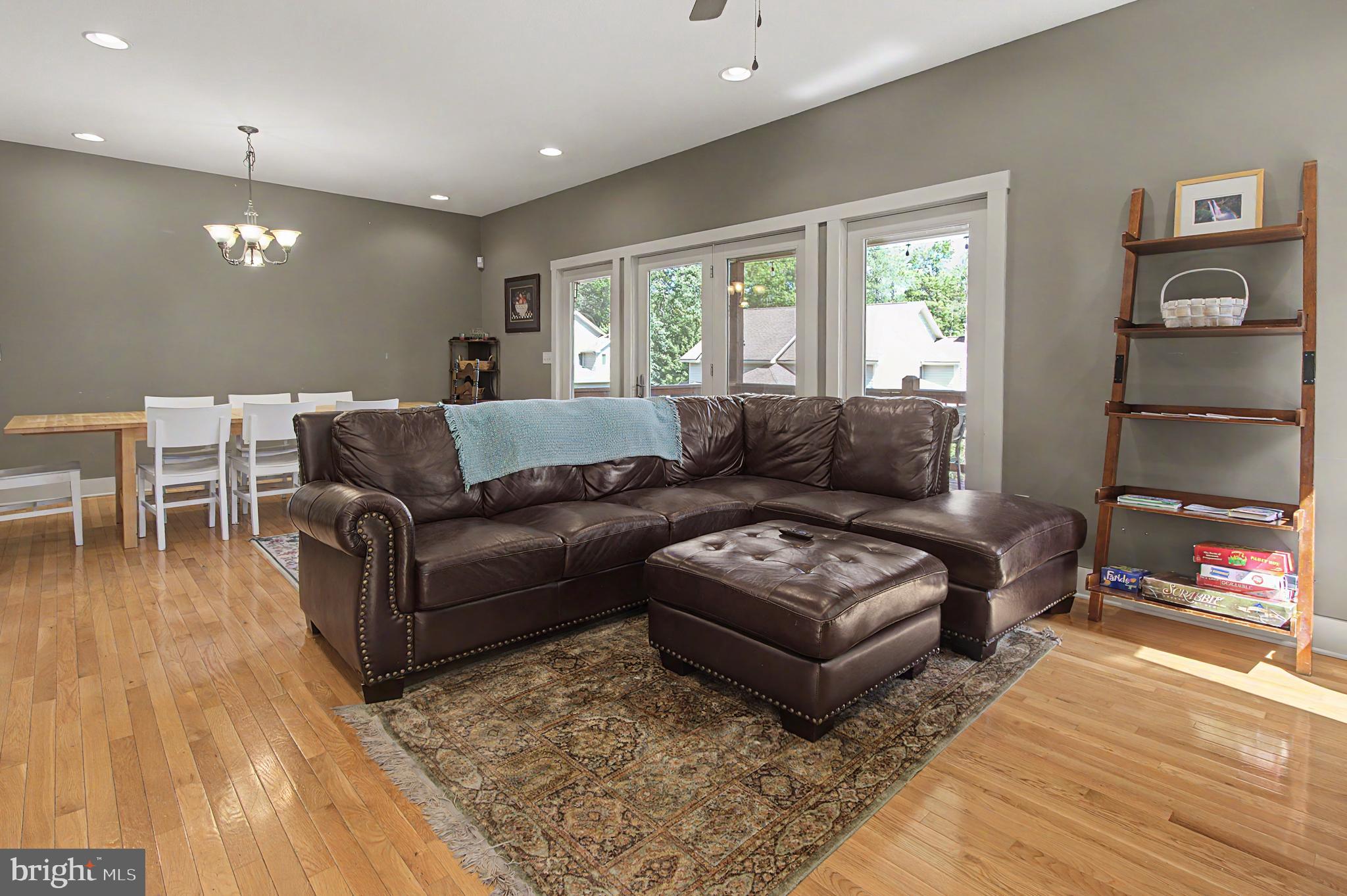 TIMBERLAKE VILLAGE - Residential