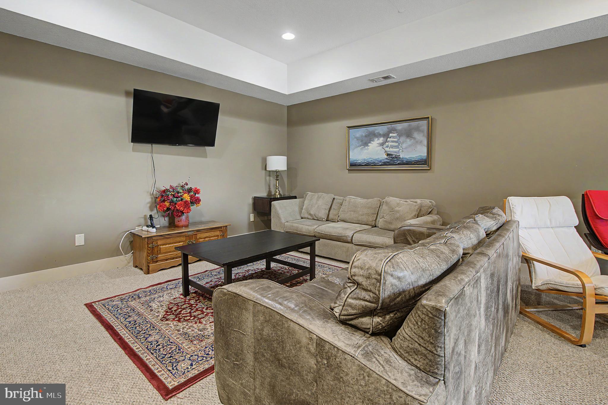 TIMBERLAKE VILLAGE - Residential