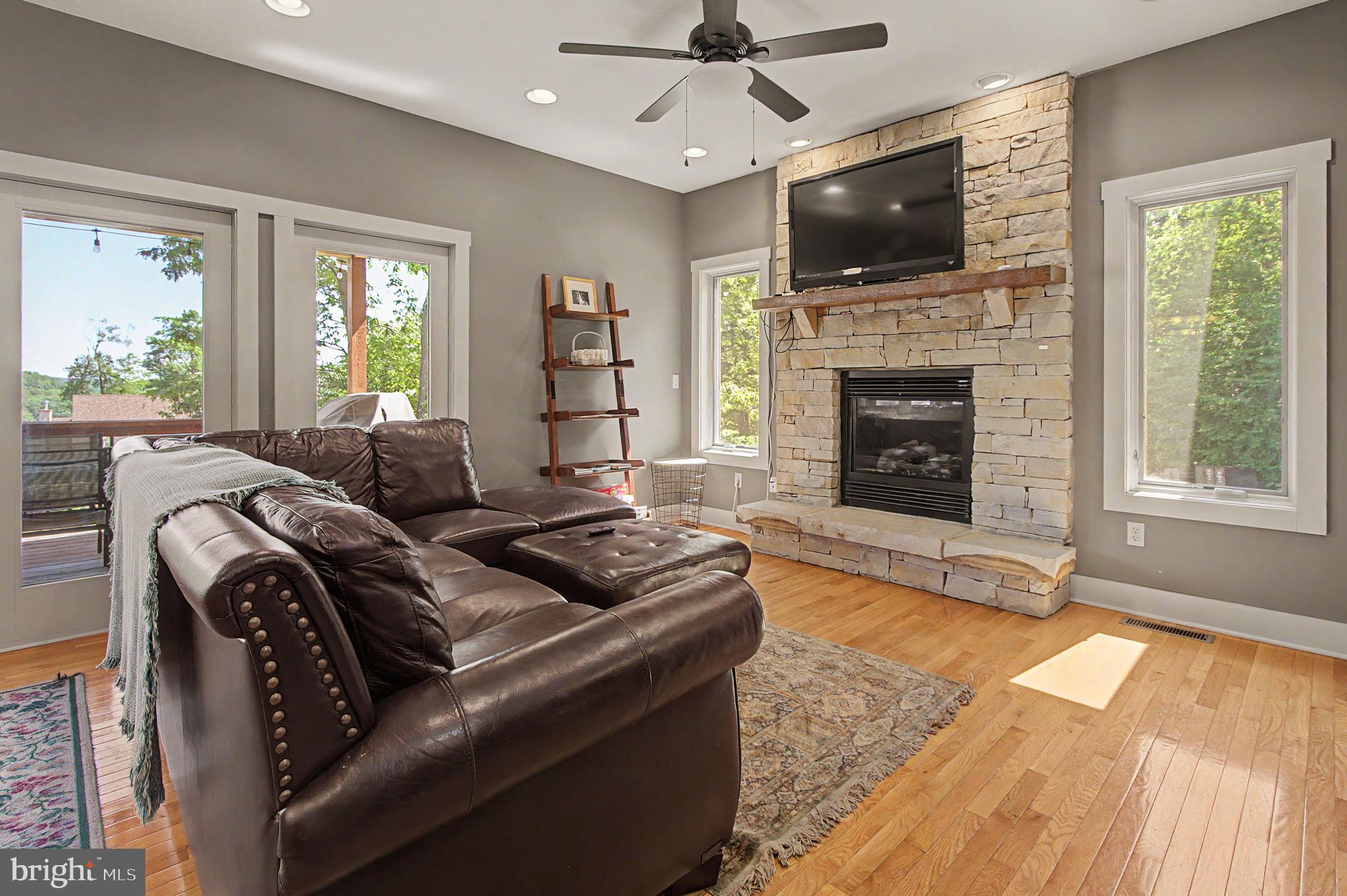 TIMBERLAKE VILLAGE - Residential