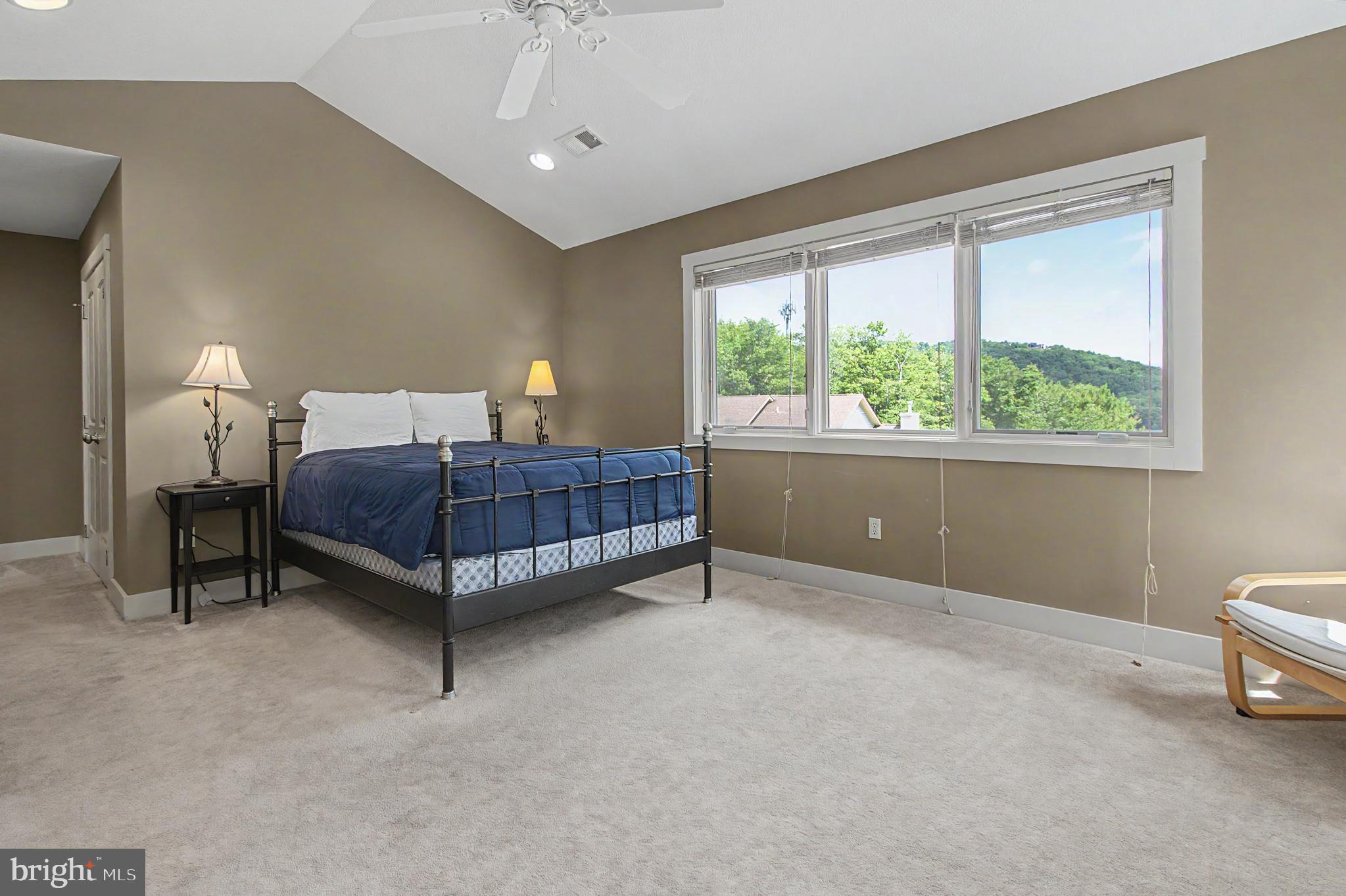 TIMBERLAKE VILLAGE - Residential