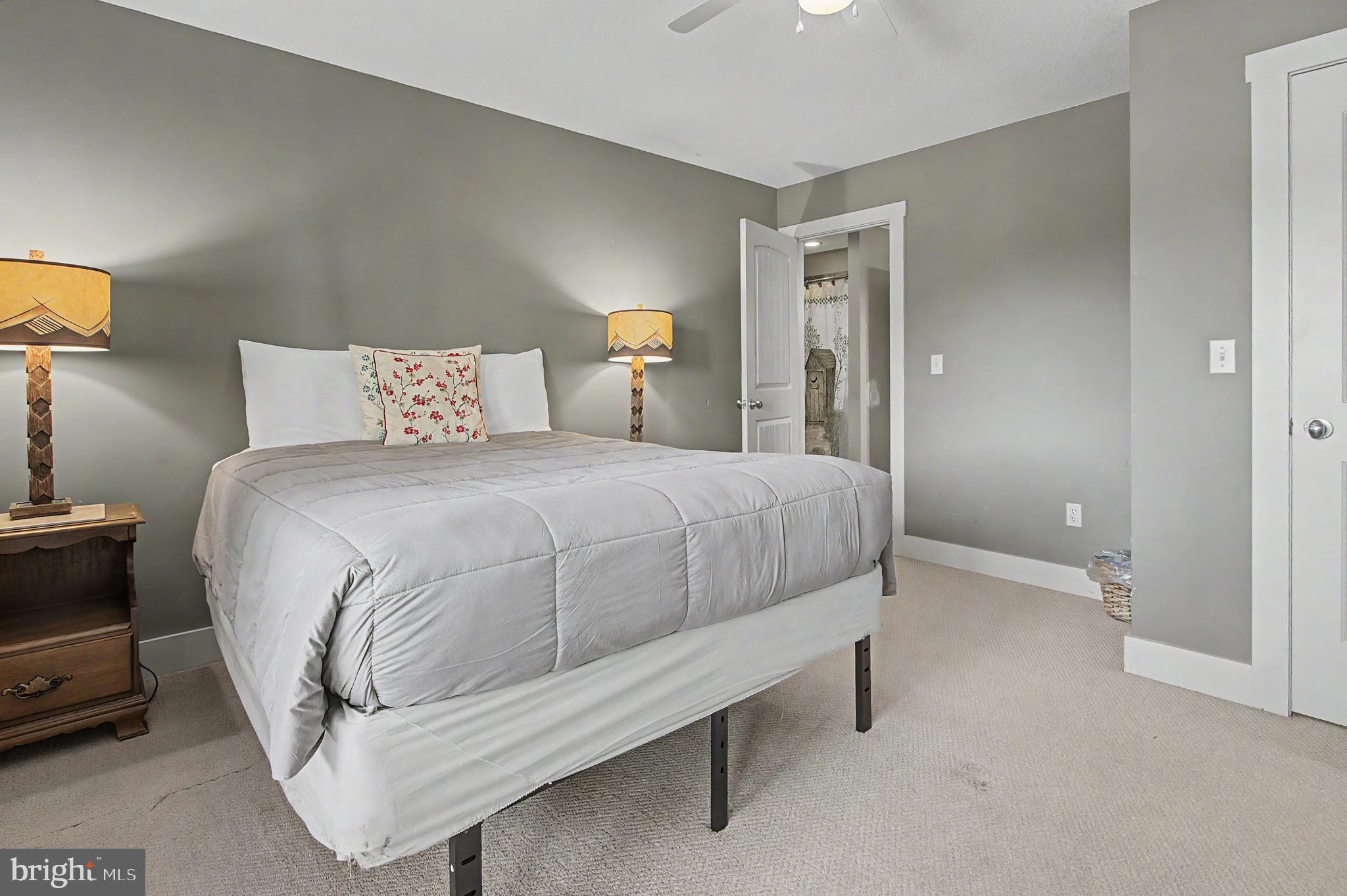 TIMBERLAKE VILLAGE - Residential