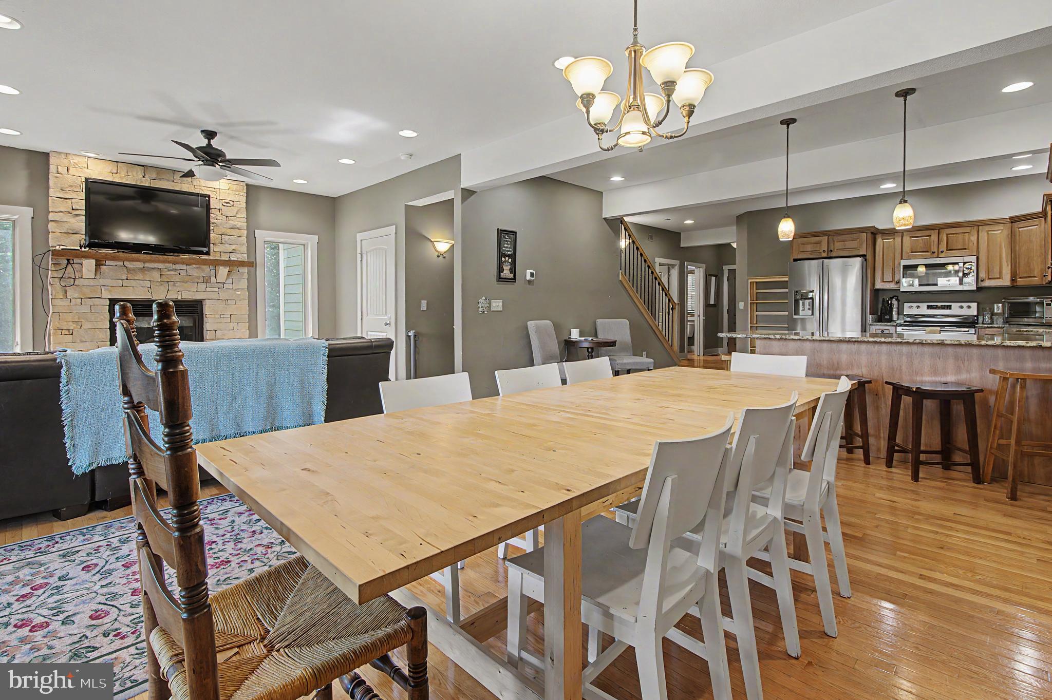 TIMBERLAKE VILLAGE - Residential