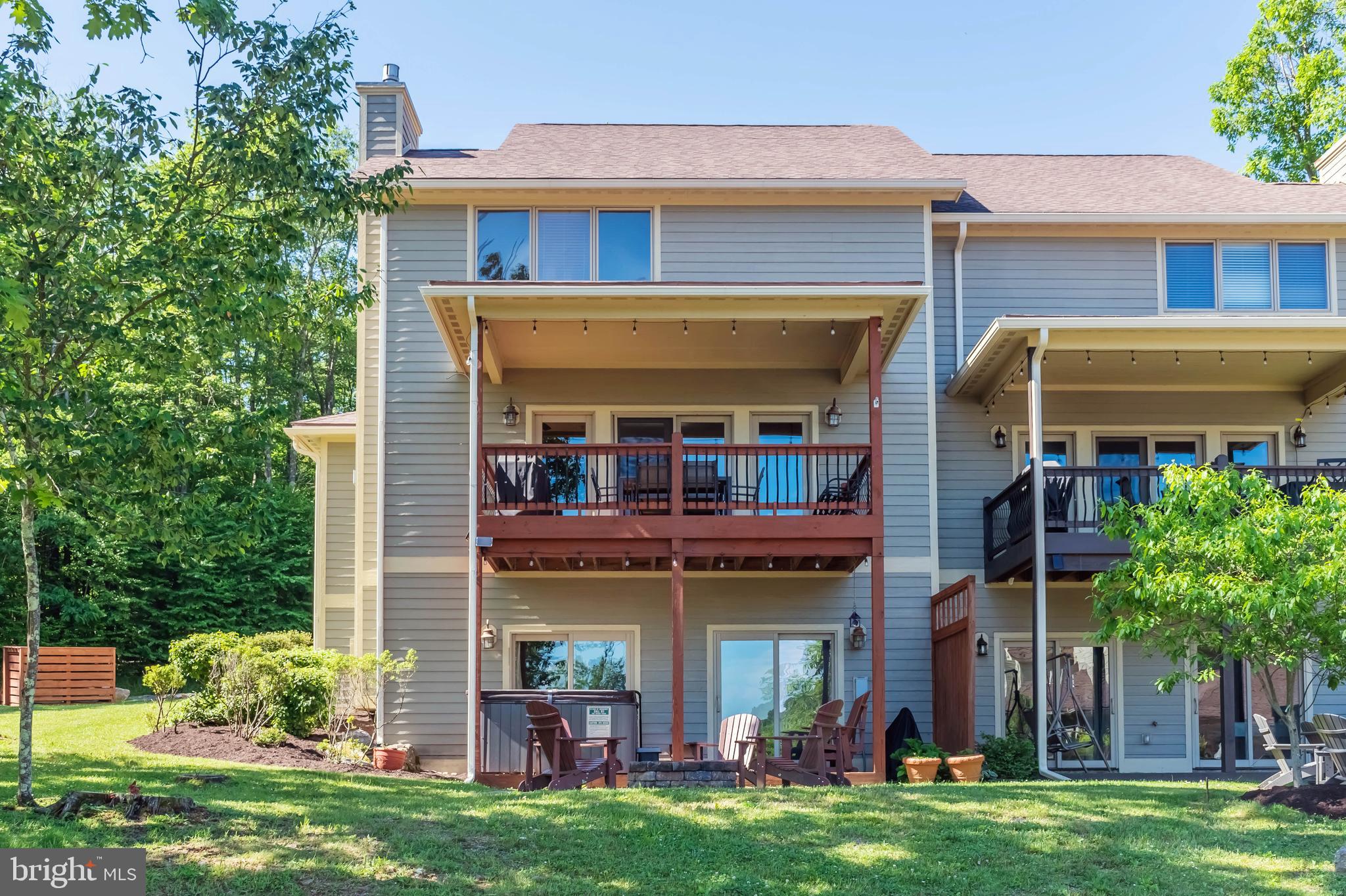 TIMBERLAKE VILLAGE - Residential