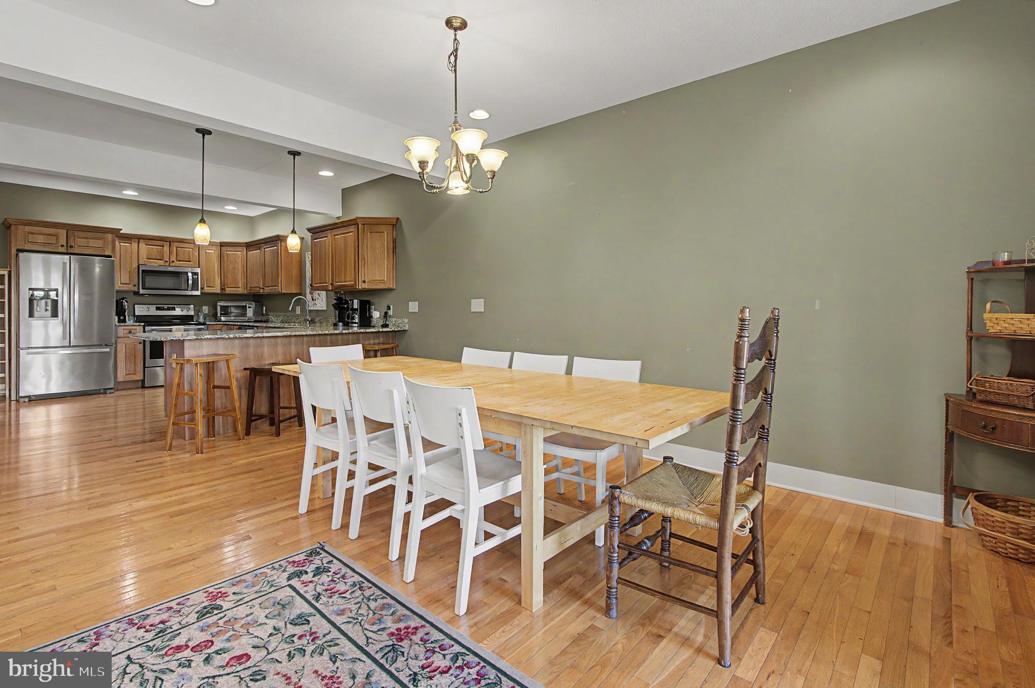 TIMBERLAKE VILLAGE - Residential