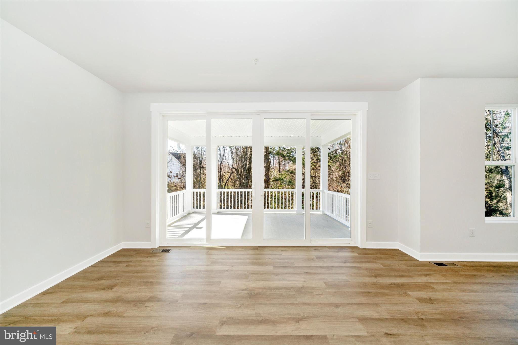 MILLERSVILLE - Residential
