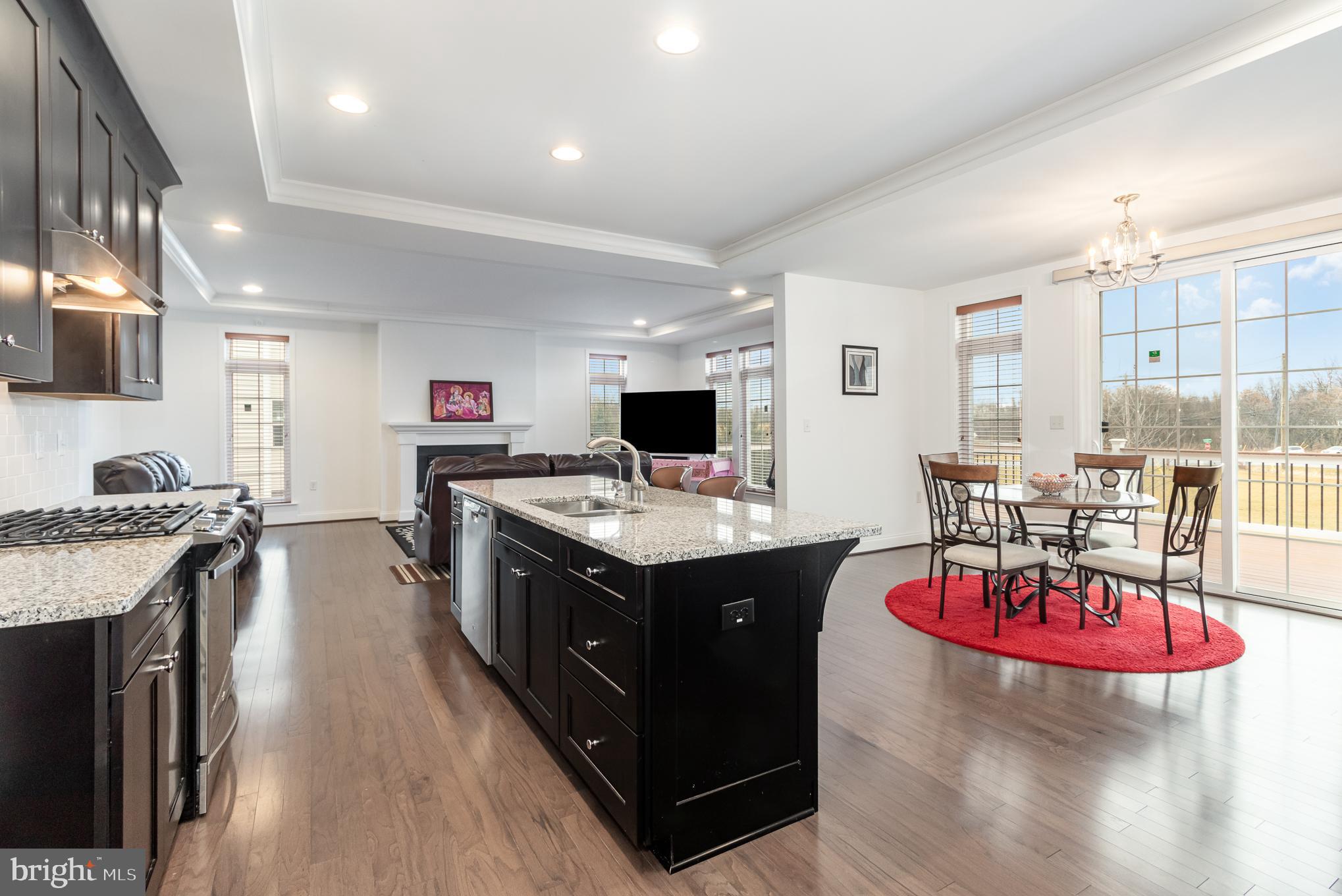 WOODBRIDGE - Residential