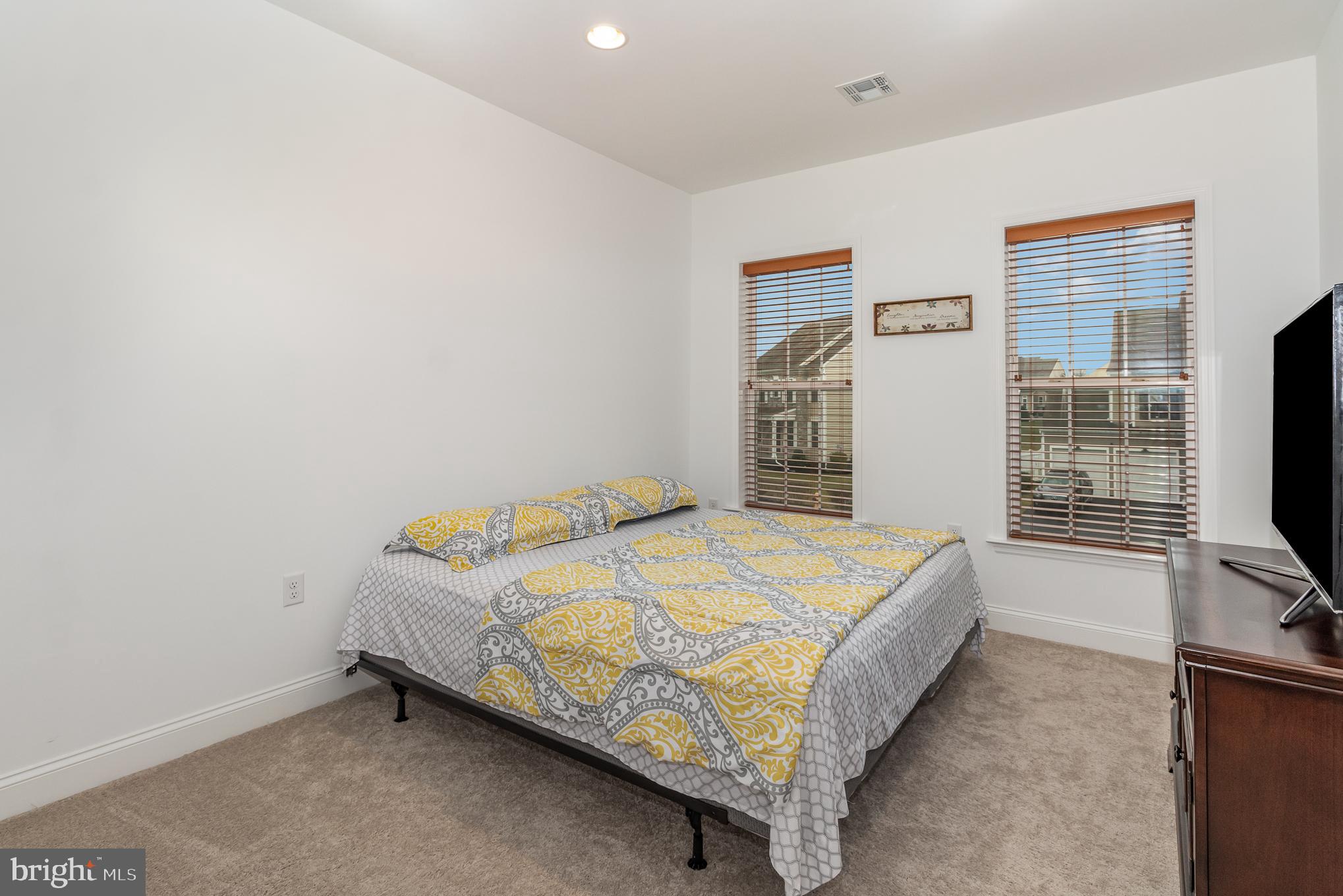 WOODBRIDGE - Residential