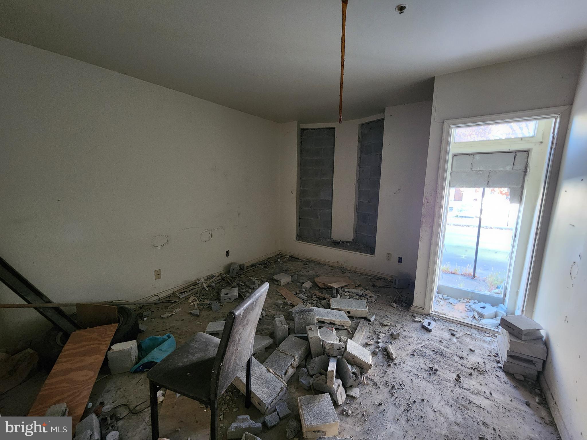 SANDTOWN-WINCHESTER - Residential