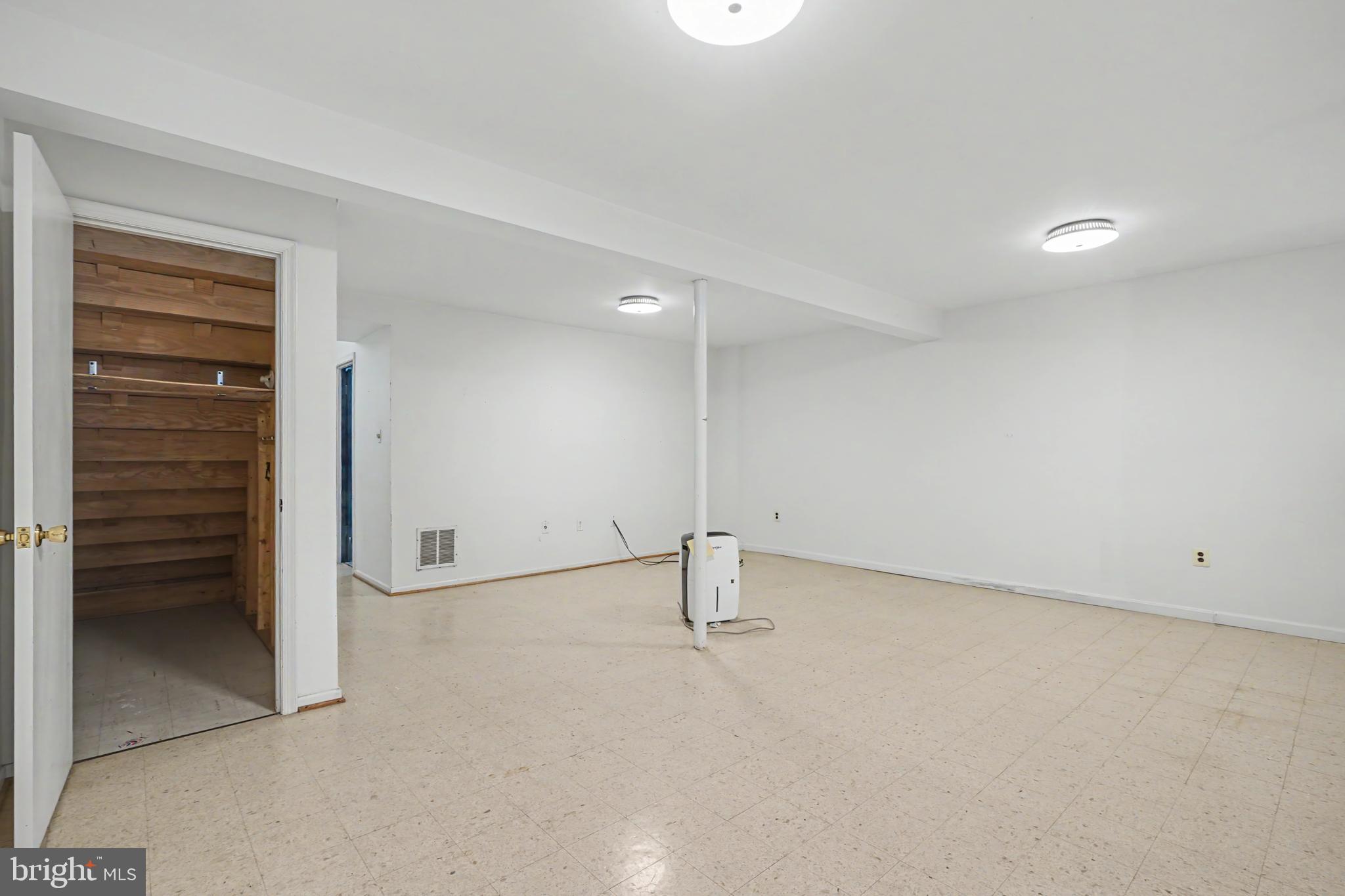 VIENNA COMMONS - Residential
