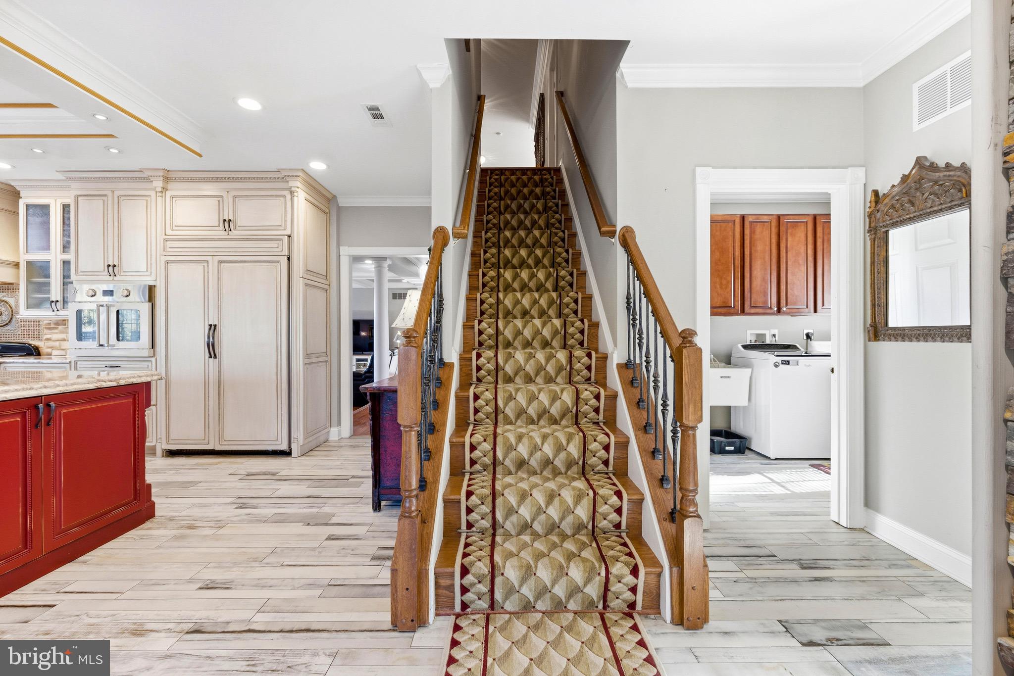 HUNT VALLEY ESTATES - Residential