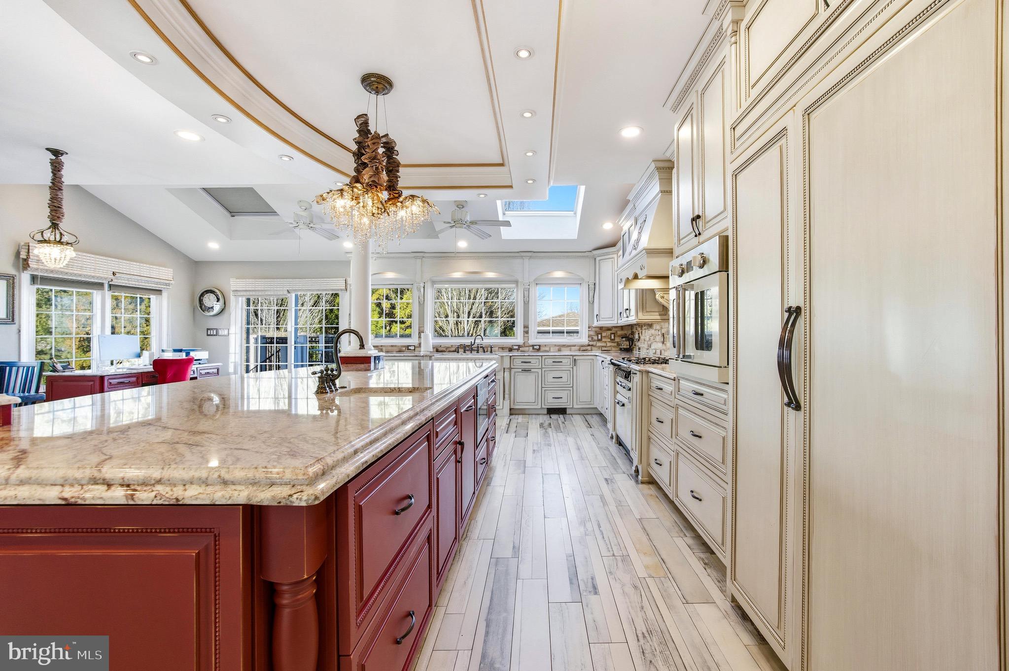 HUNT VALLEY ESTATES - Residential