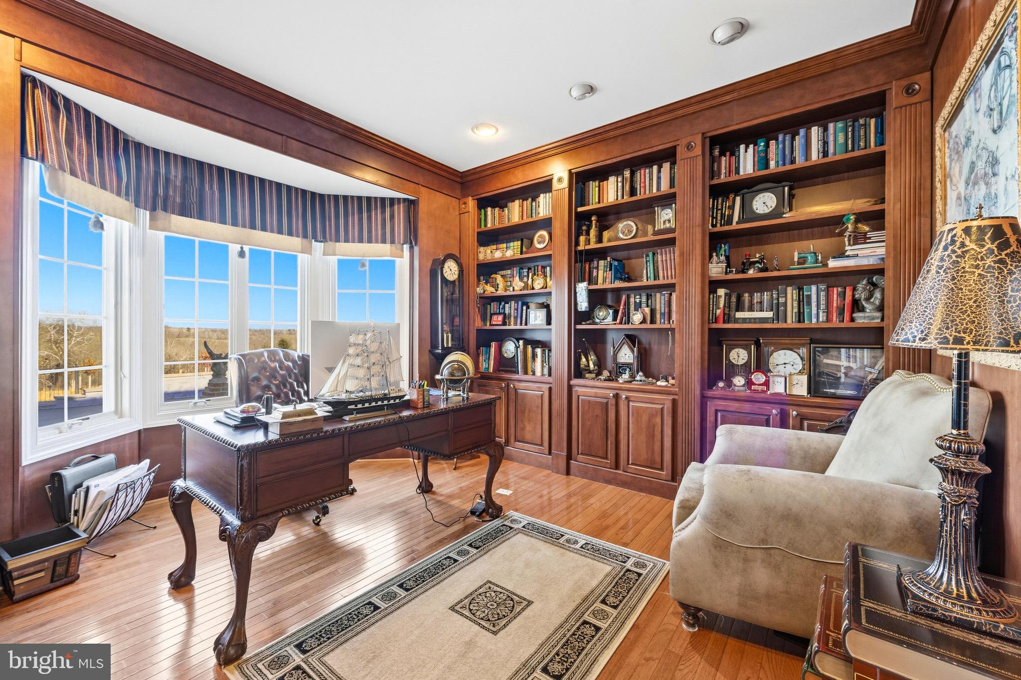 HUNT VALLEY ESTATES - Residential