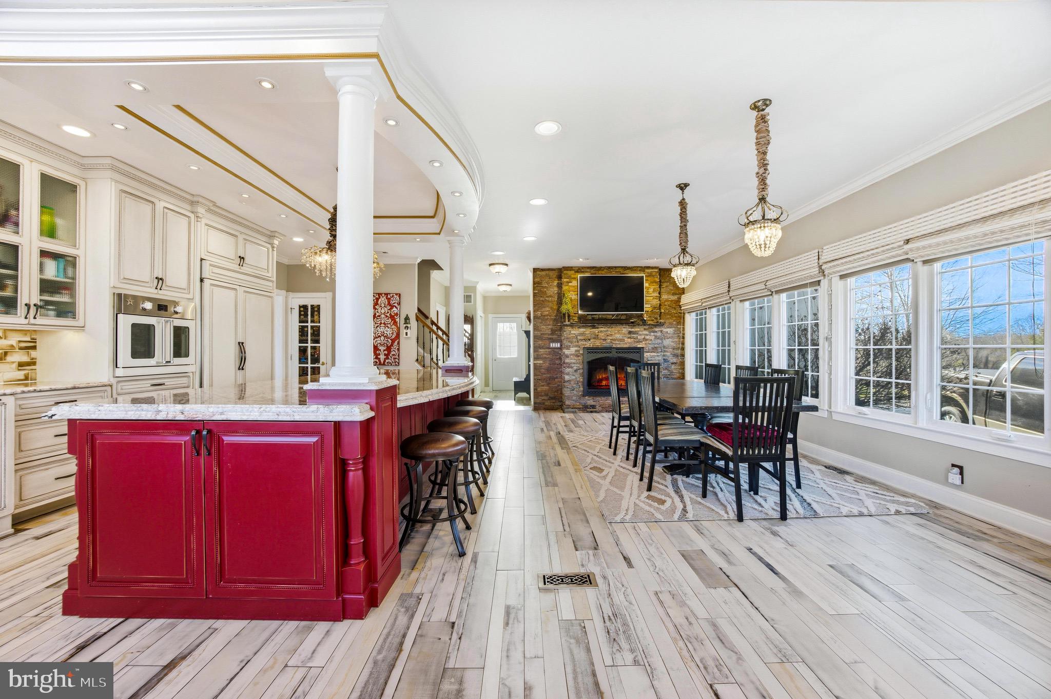 HUNT VALLEY ESTATES - Residential