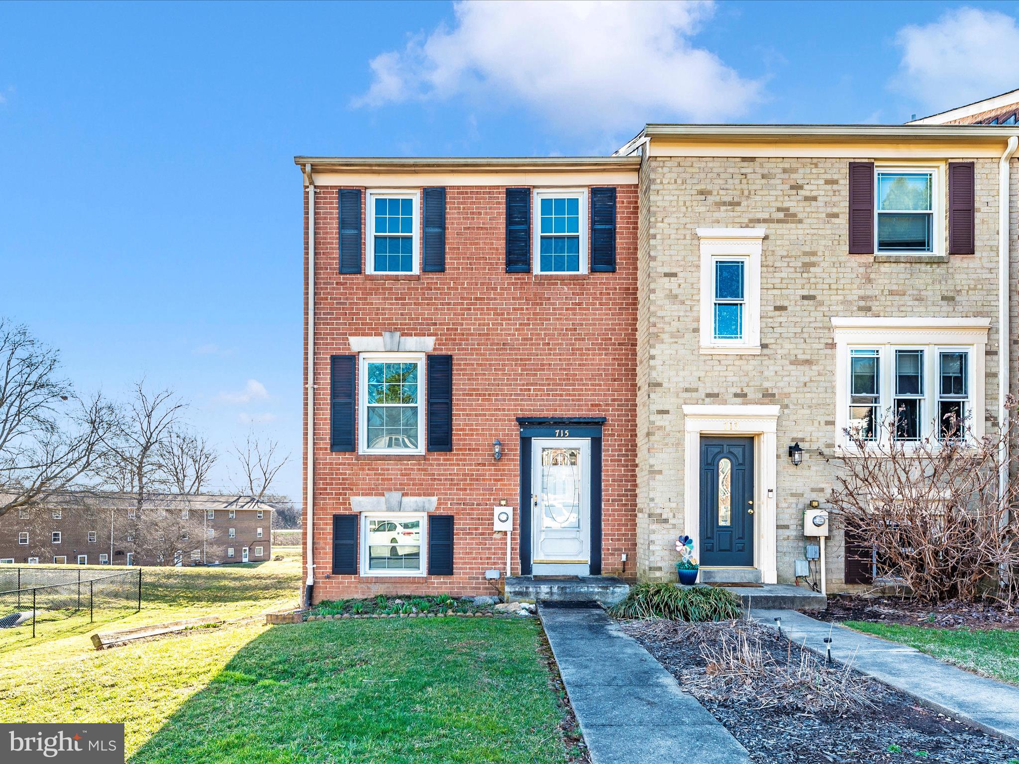 FRIENDLY ACRES - Residential