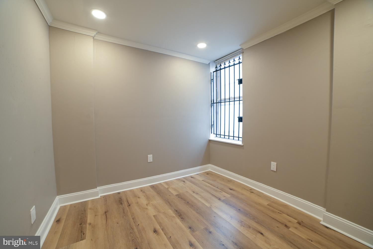TEMPLE UNIVERSITY - Commercial Sale