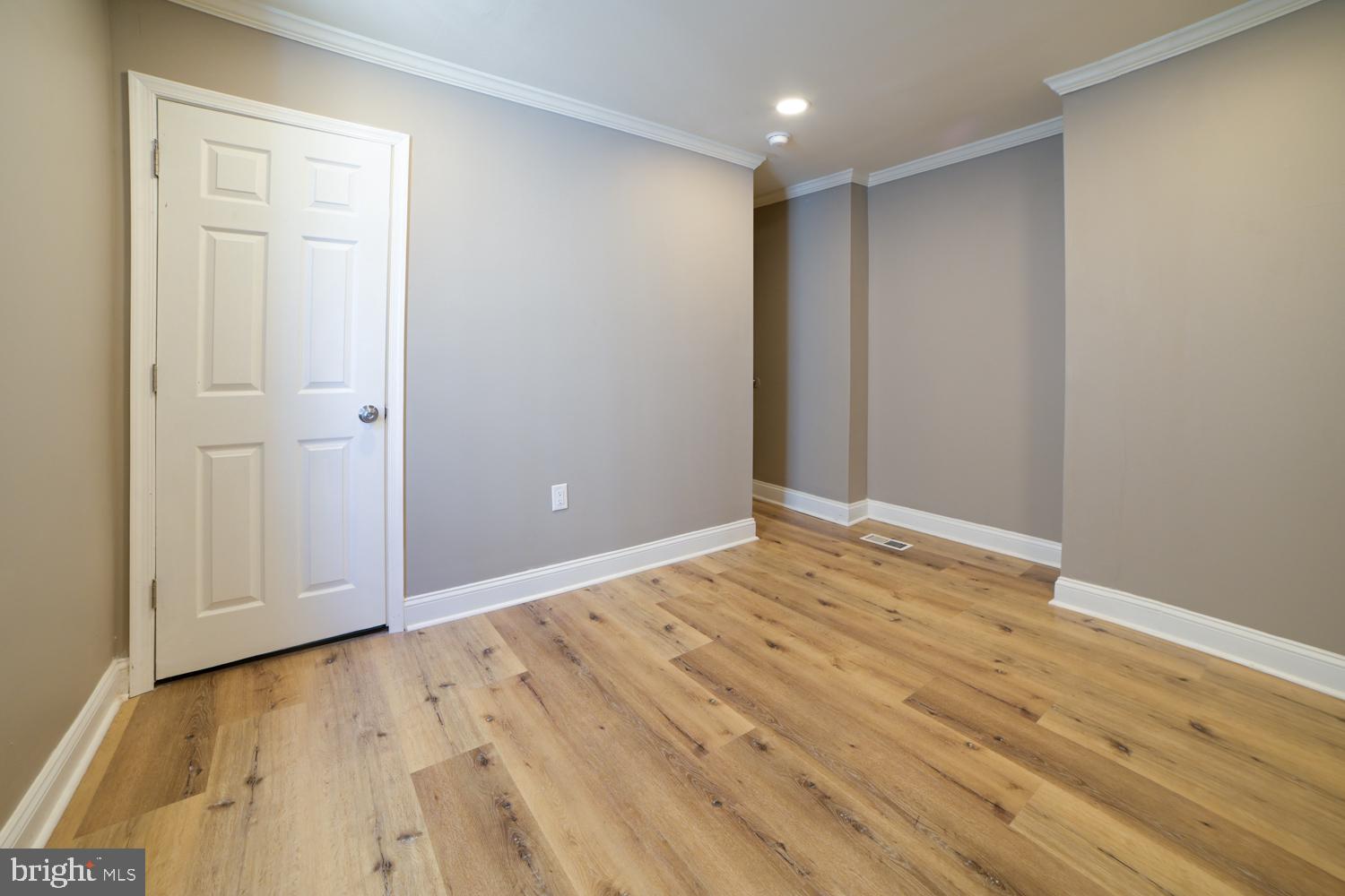 TEMPLE UNIVERSITY - Commercial Sale