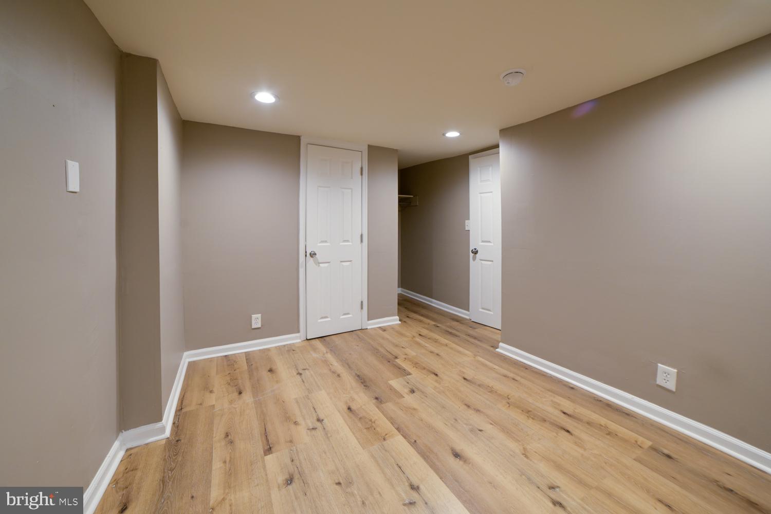 TEMPLE UNIVERSITY - Commercial Sale