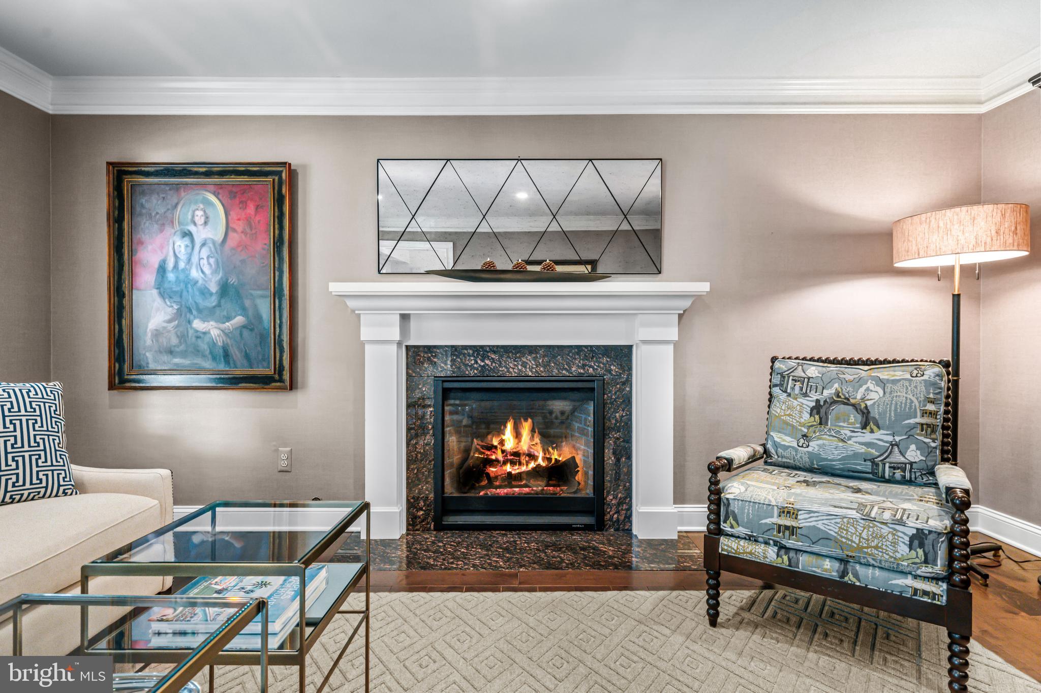 PEBBLE HILL - Residential