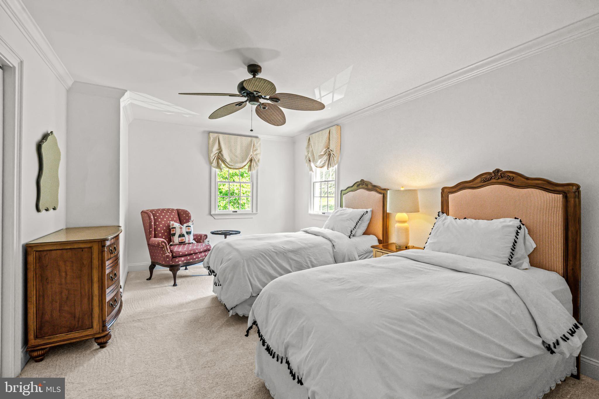 PEBBLE HILL - Residential