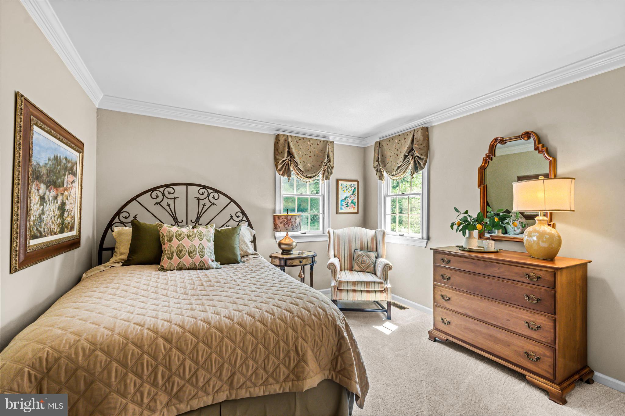 PEBBLE HILL - Residential