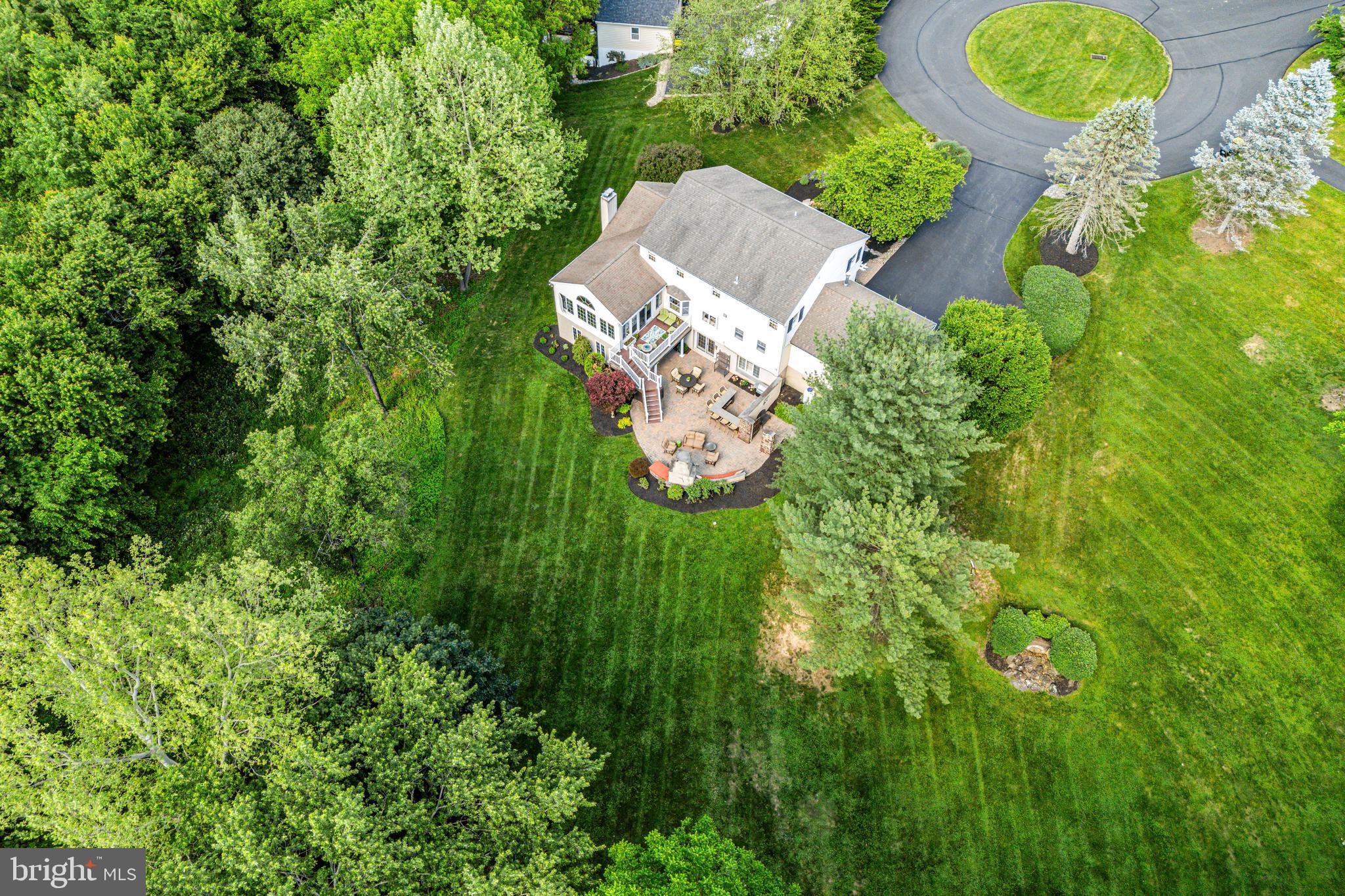 PEBBLE HILL - Residential