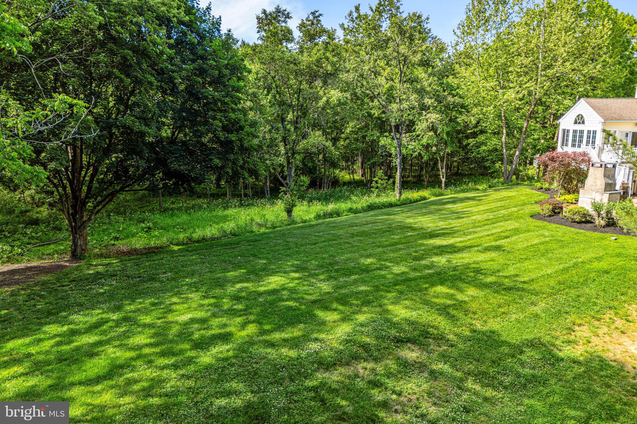 PEBBLE HILL - Residential
