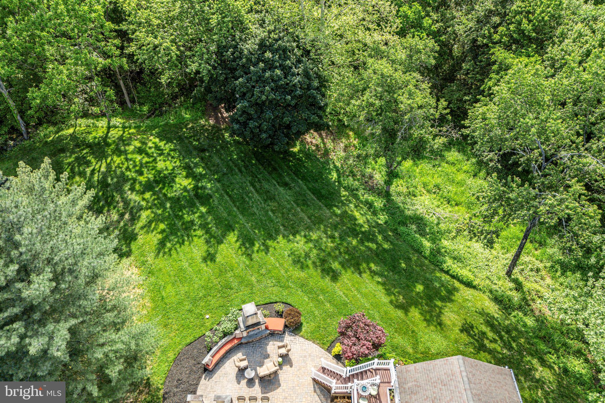 PEBBLE HILL - Residential