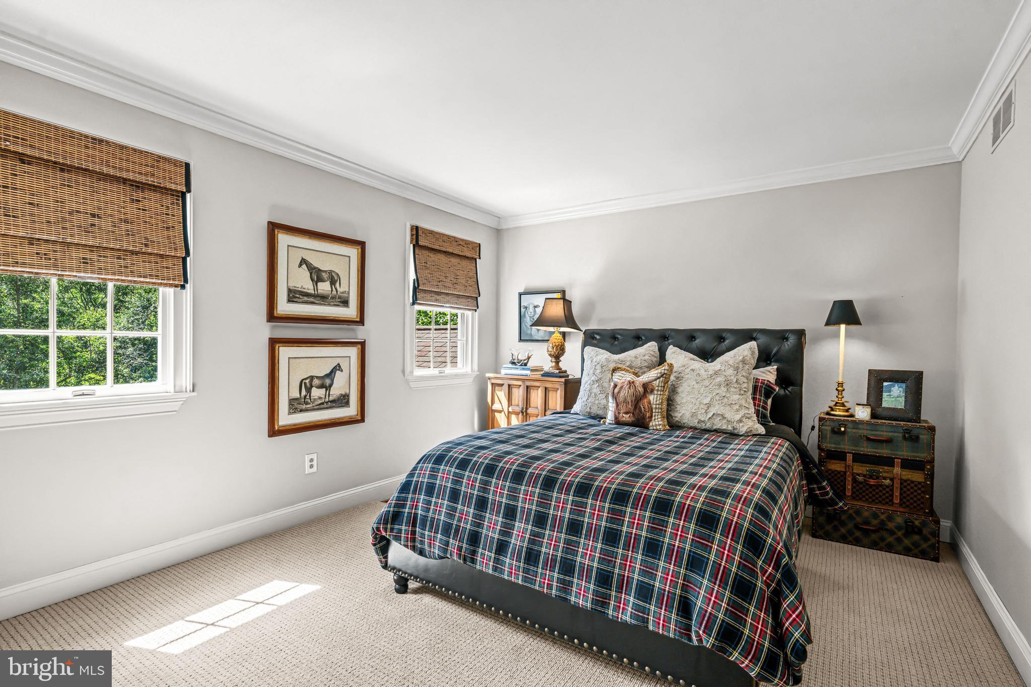 PEBBLE HILL - Residential