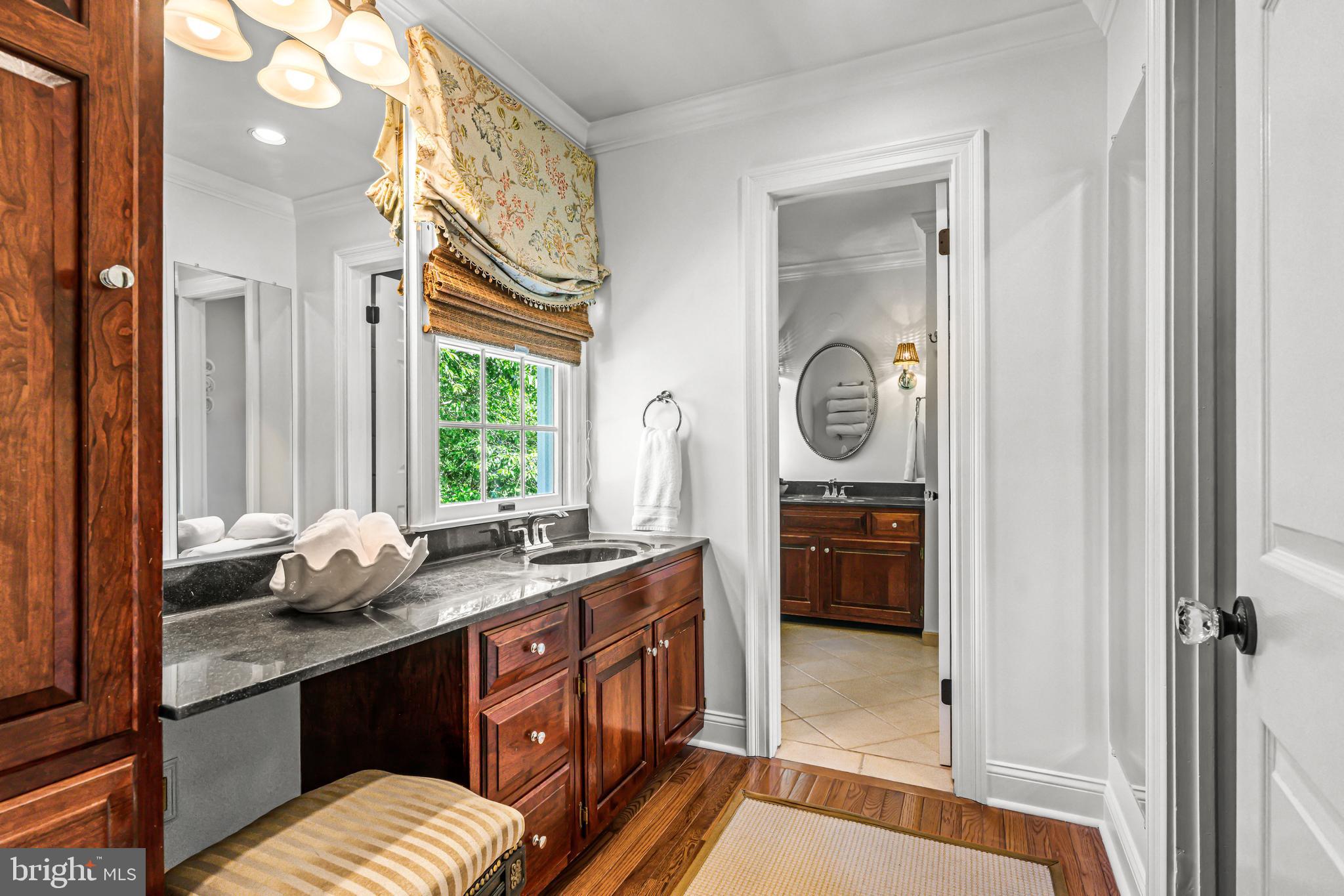PEBBLE HILL - Residential