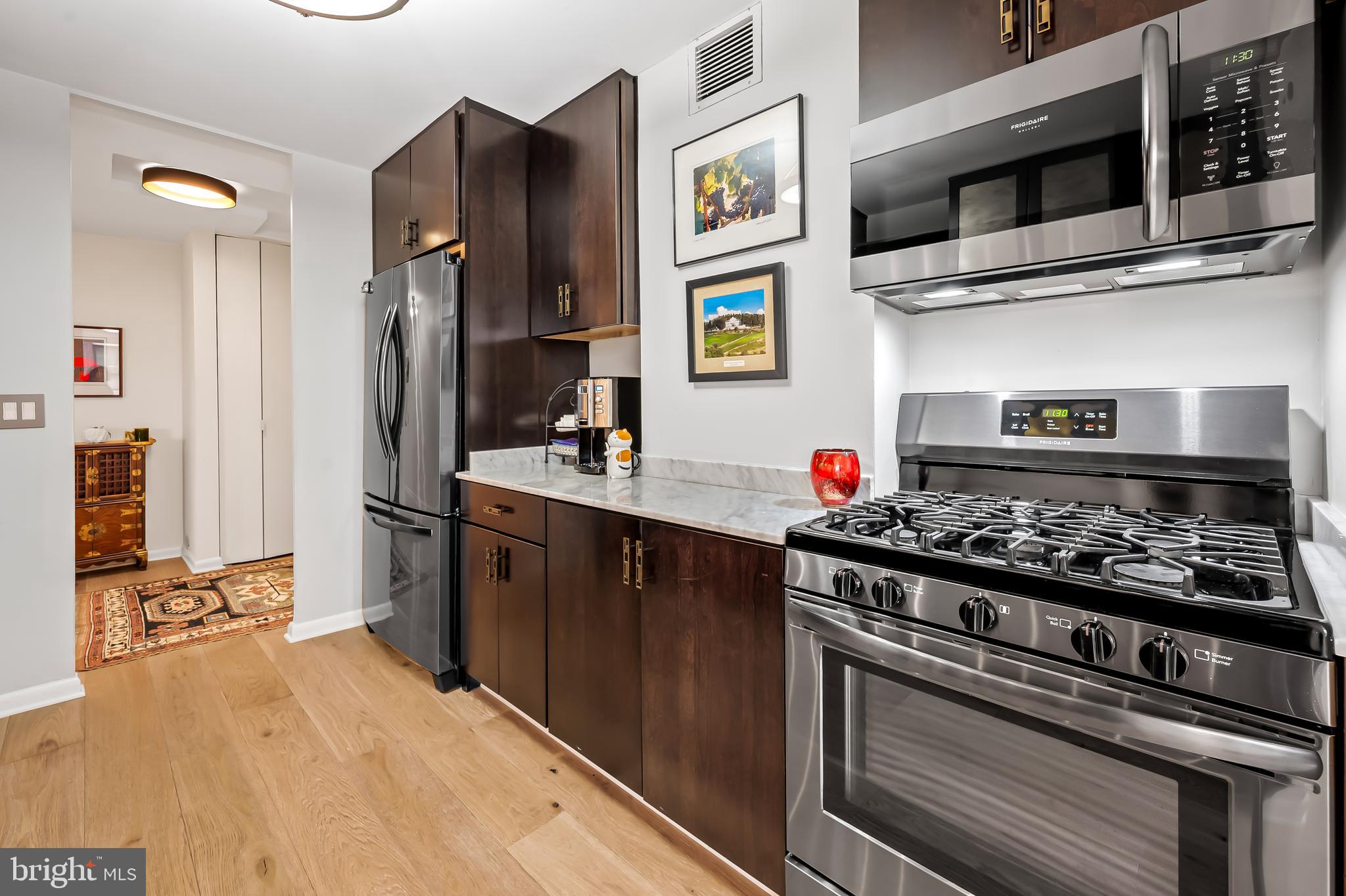 HIGHFIELD HOUSE CONDOMINIUM - Residential