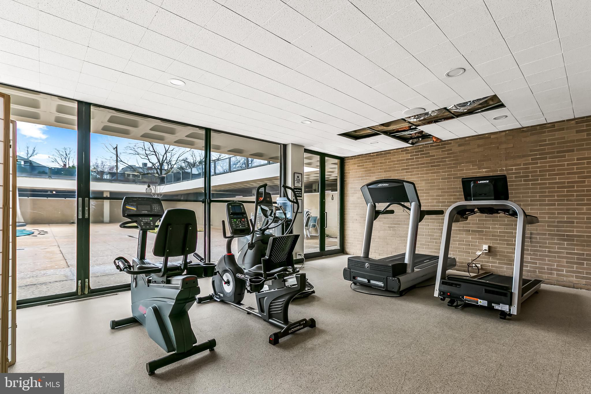 HIGHFIELD HOUSE CONDOMINIUM - Residential