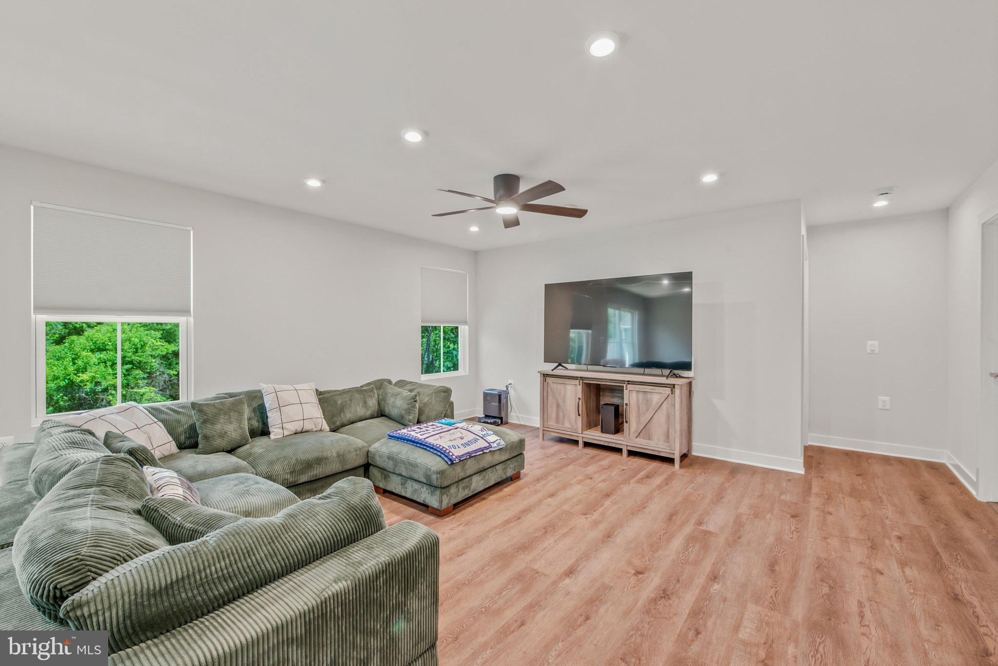 ARCADIA NORTH - Residential