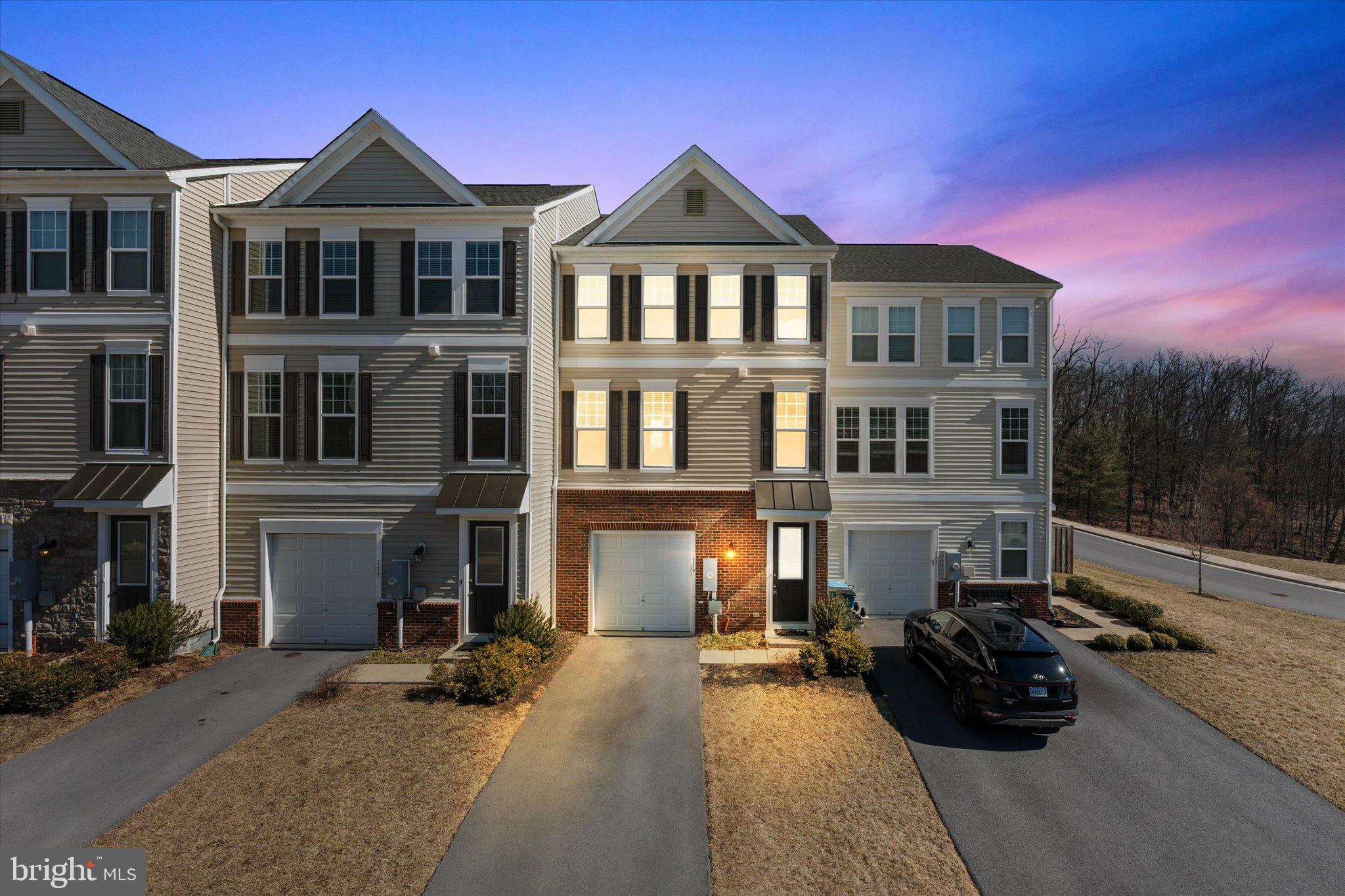 FIELDSTONE - Residential