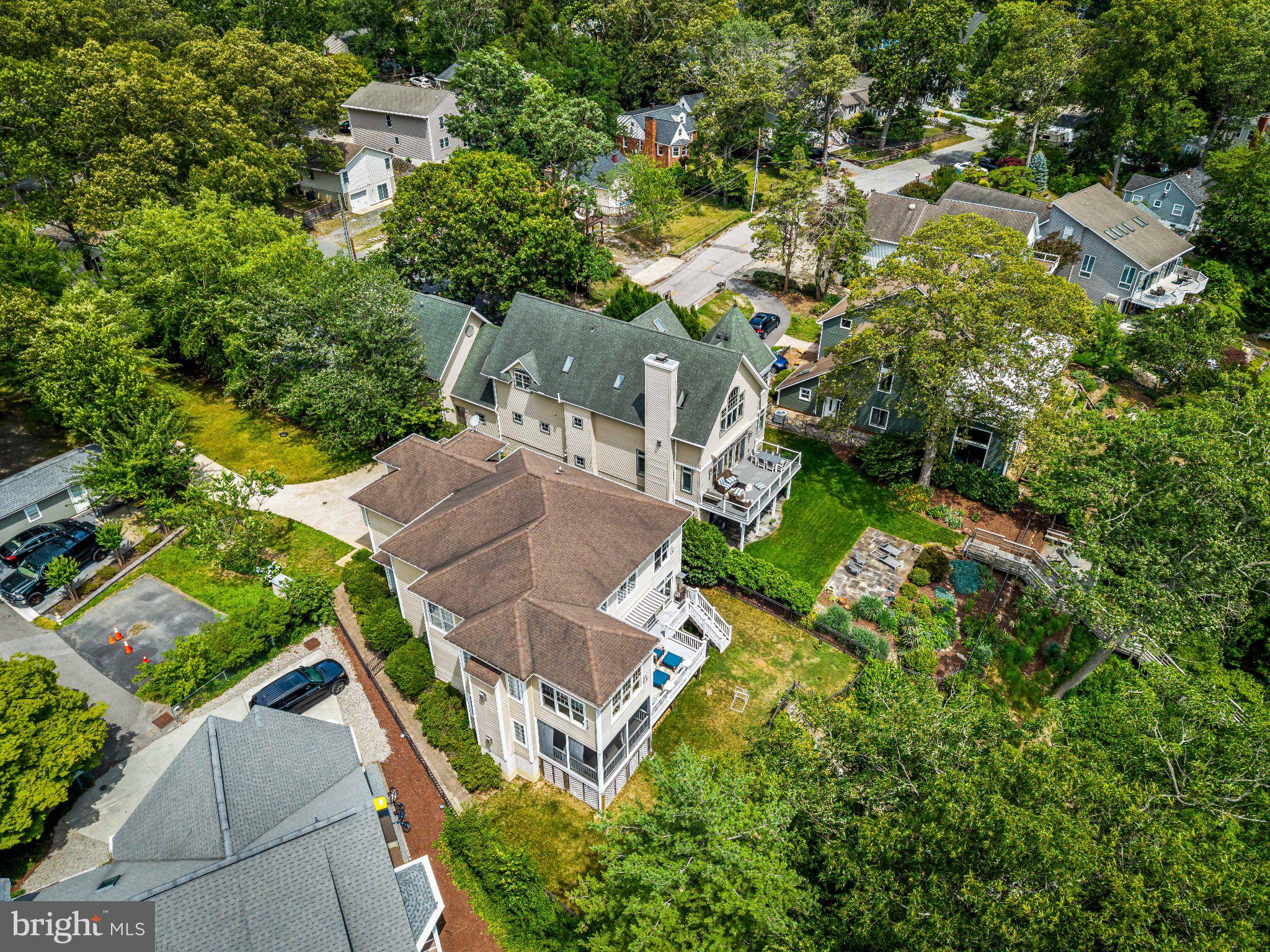 WHITNEYS LANDING - Residential