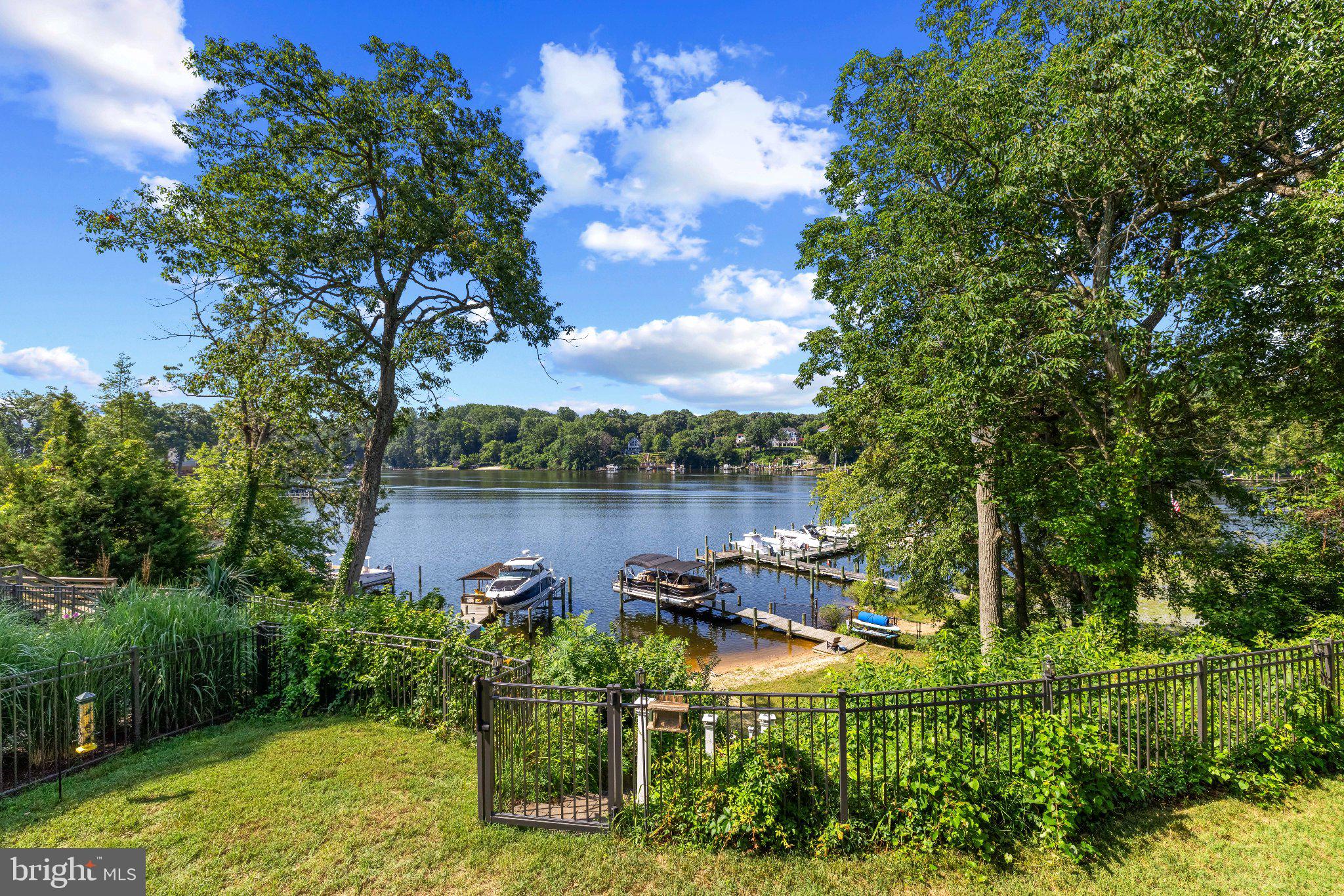 WHITNEYS LANDING - Residential