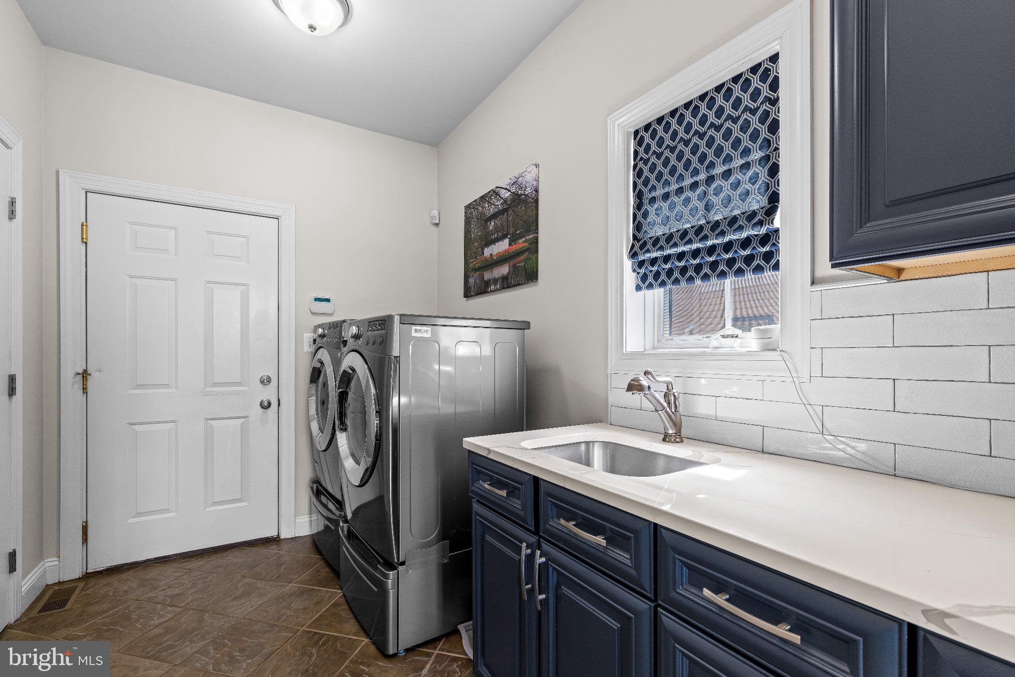 WHITNEYS LANDING - Residential