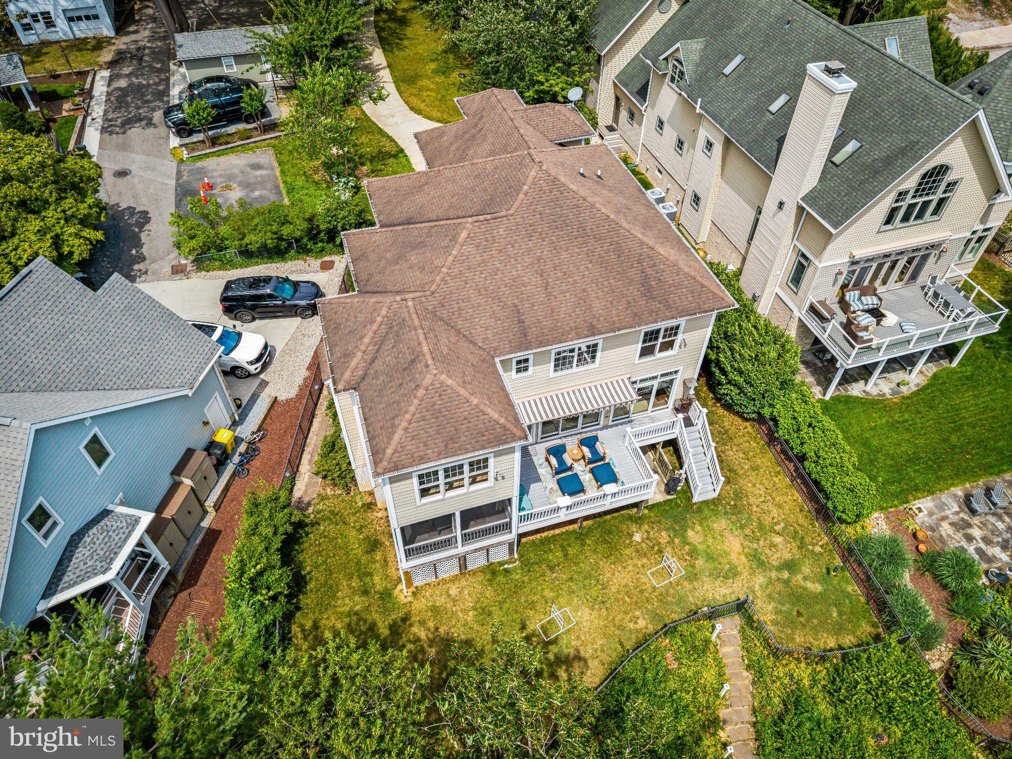 WHITNEYS LANDING - Residential
